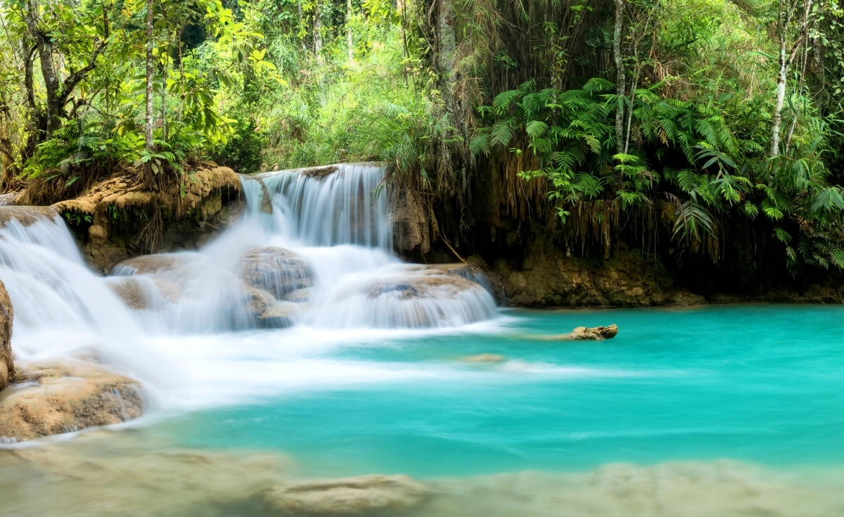 

Fototapeta Flizelinowa Wodospad Kuang Si 416x254