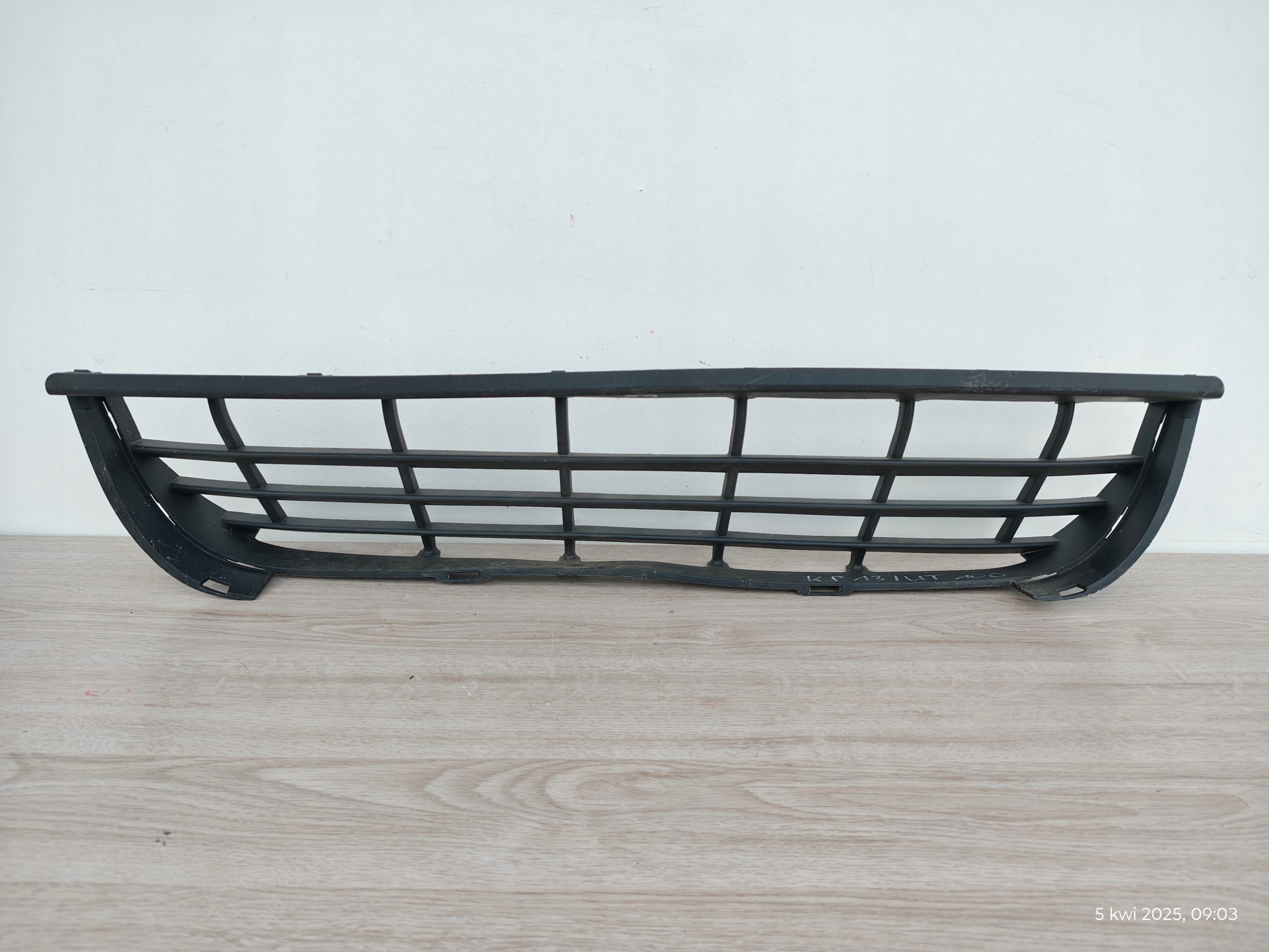 VW CRAFTER 2E grid DO of a bumper front lower central 2E0807835A KP13/UT100
