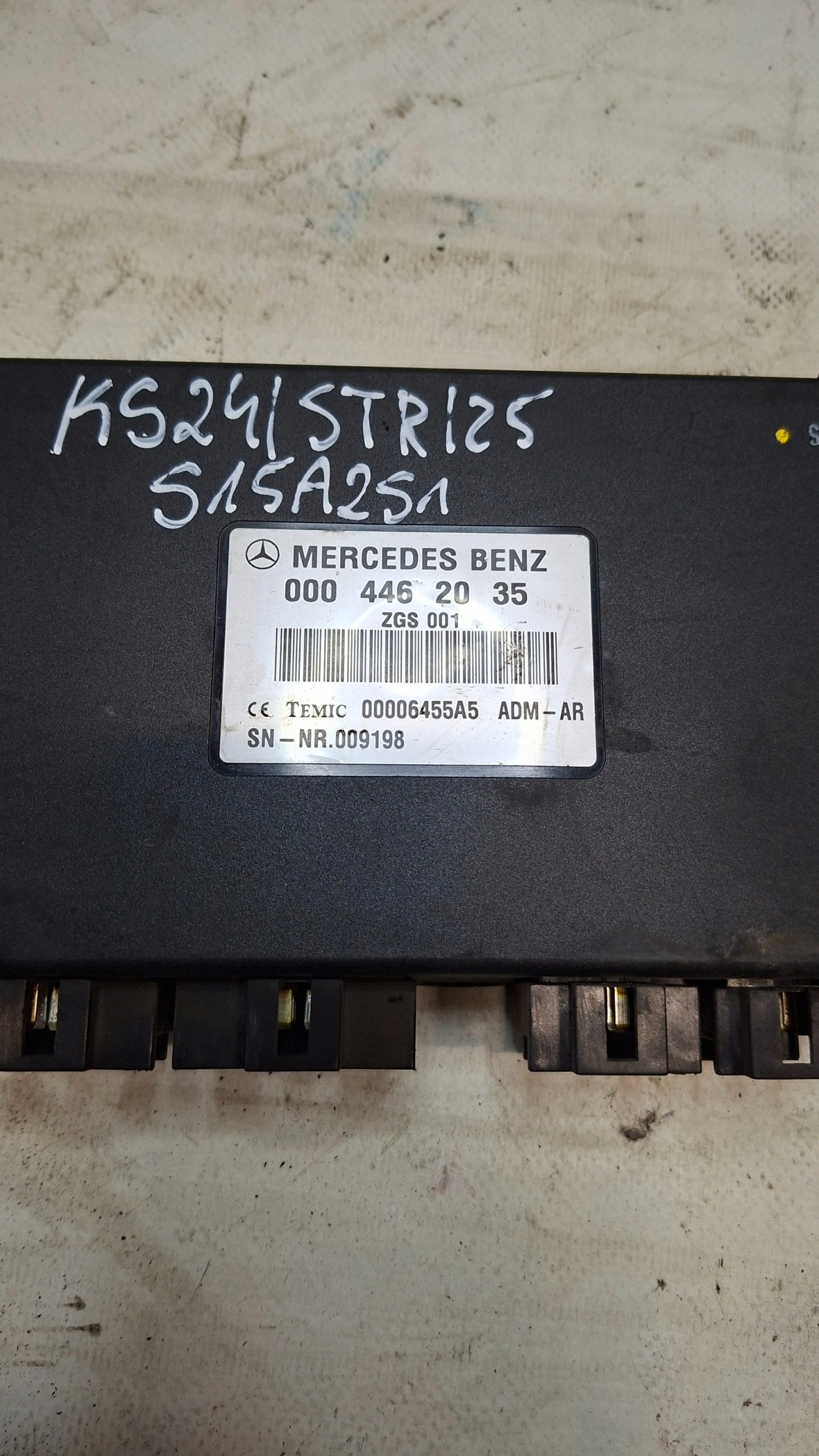 control unit MERCEDES 0004462035 ZGS002