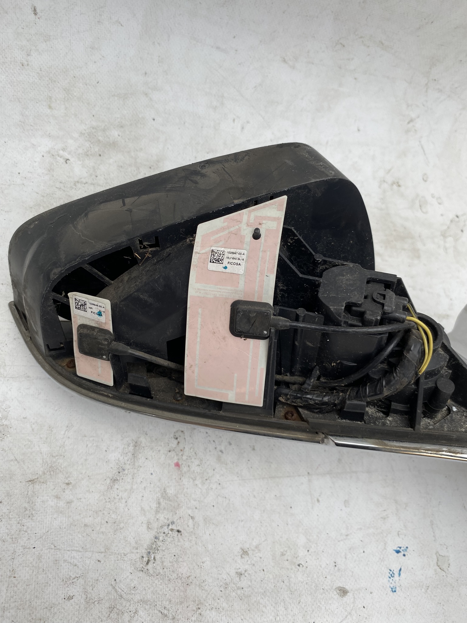 TESLA MODEL S mirror right 1041322-00-A 13PIN + 2