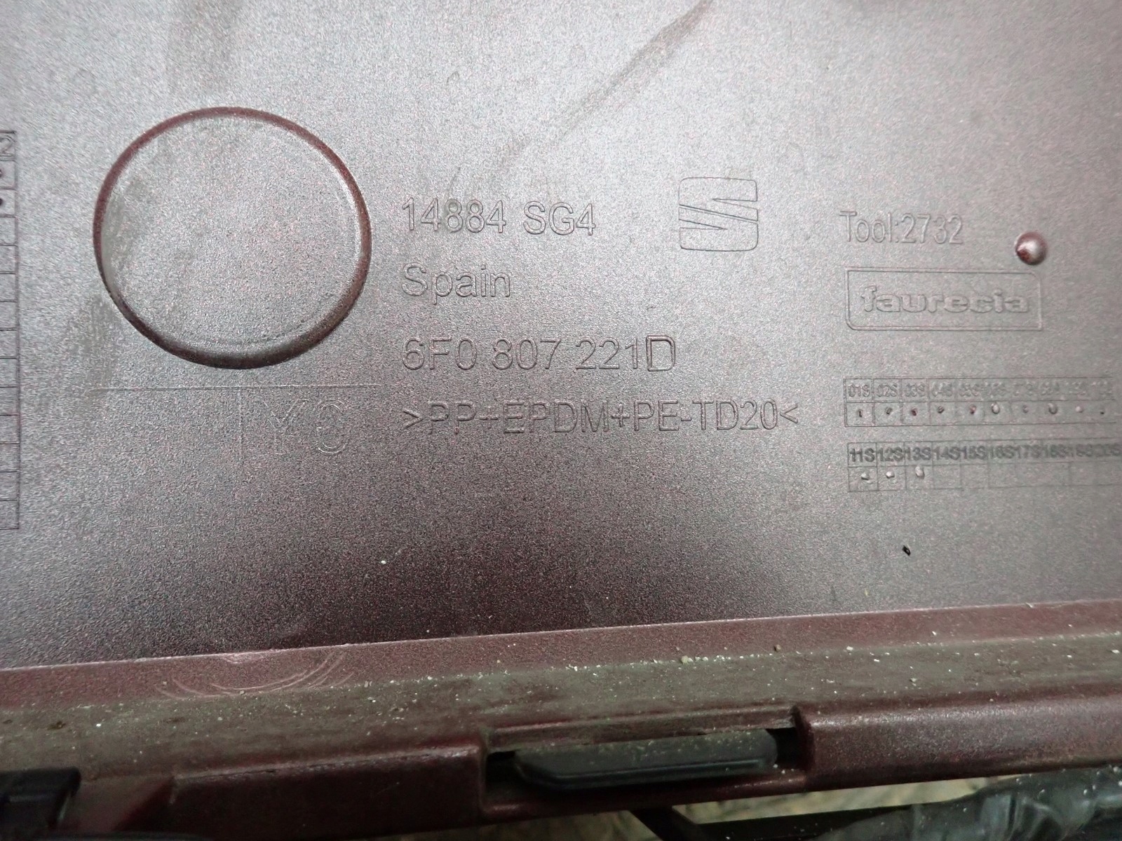 bumper front front SEAT IBIZA 5 V 6F FR 2017- 6F0807221D