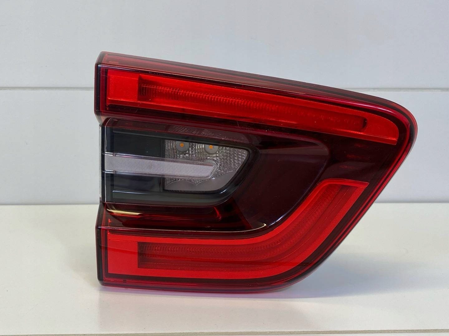 light rear to the bonnet left side Renault Kadjar 2018 265553530R