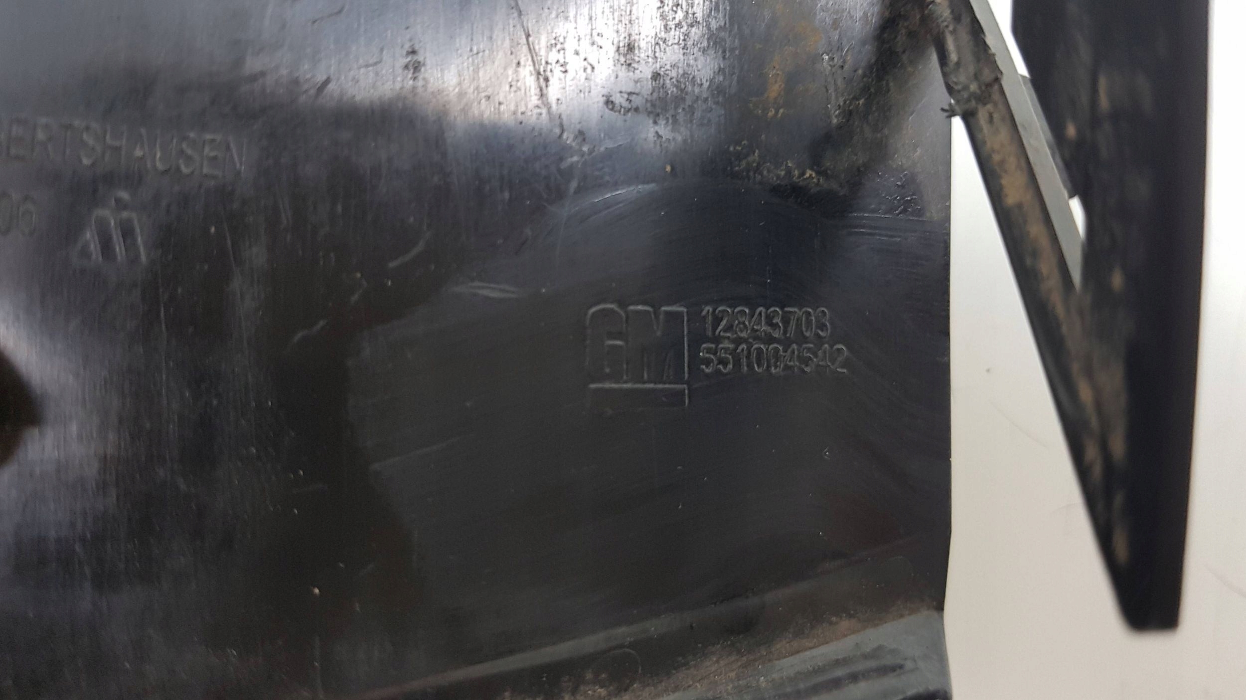 SAAB 95 9-5 AERO 2010 - grid right bumper front 12843703
