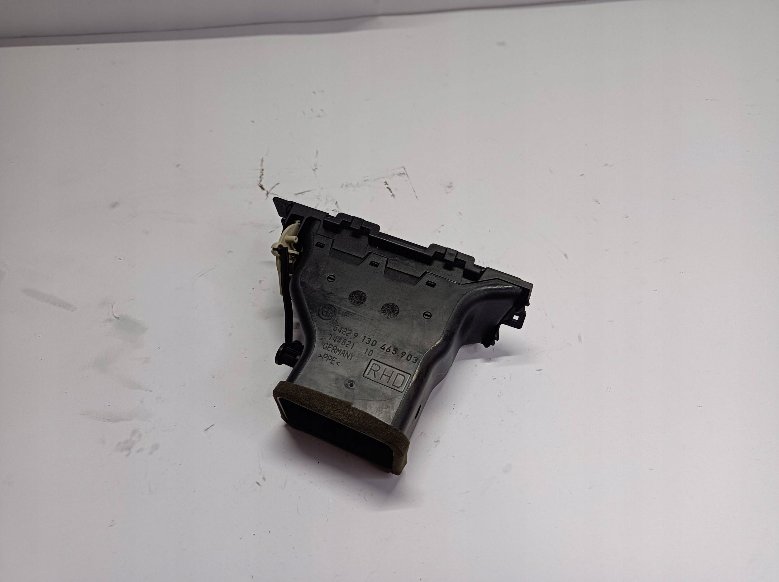 grid air conditioning devices side of the dashboard BMW 3 E90 E91 9130465