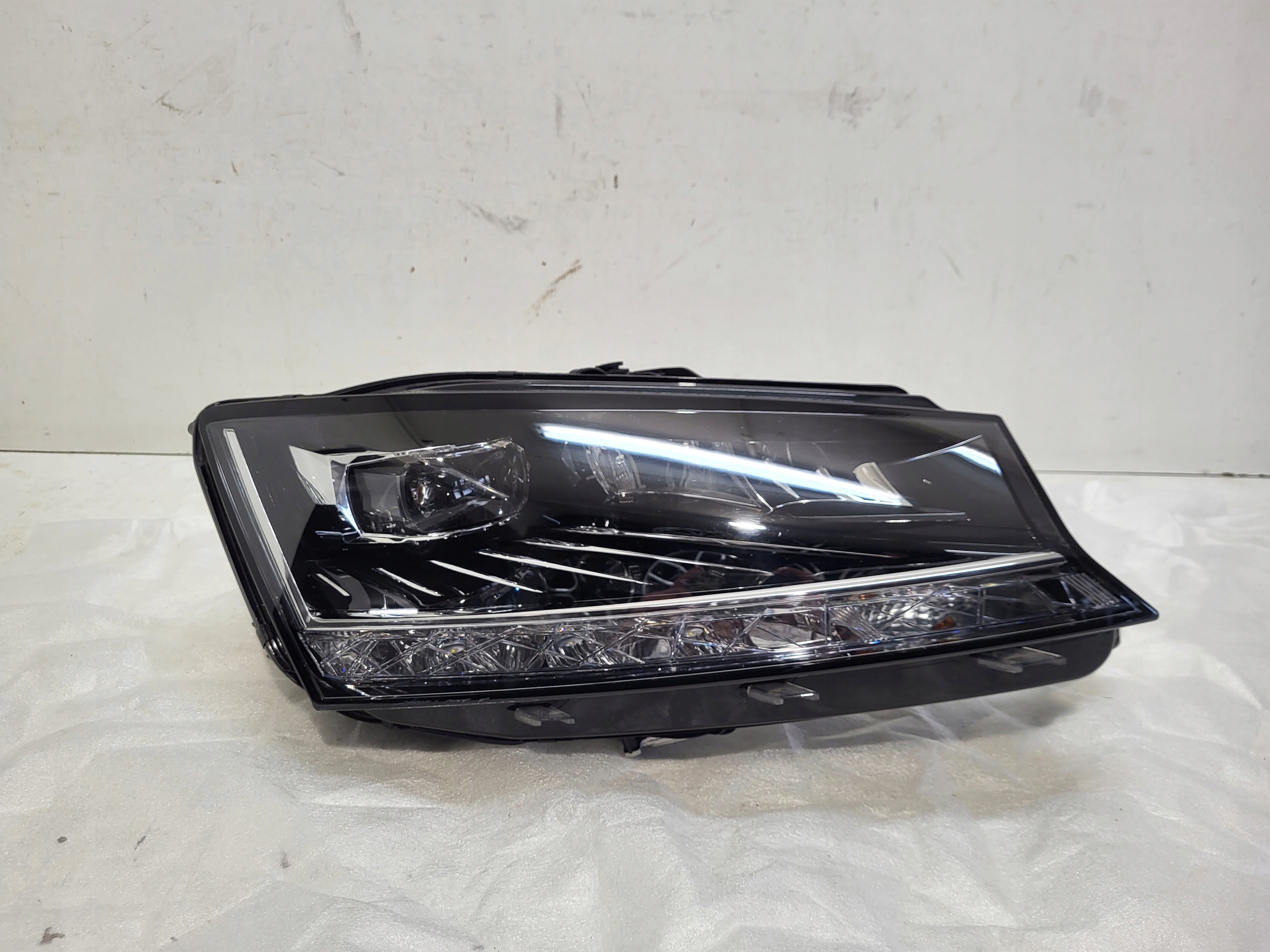 Frontscheinwerfer Skoda Fabia 6Y 6V1941016F LED Rechts Scheinwerfer Headlight - Thumbnail 1