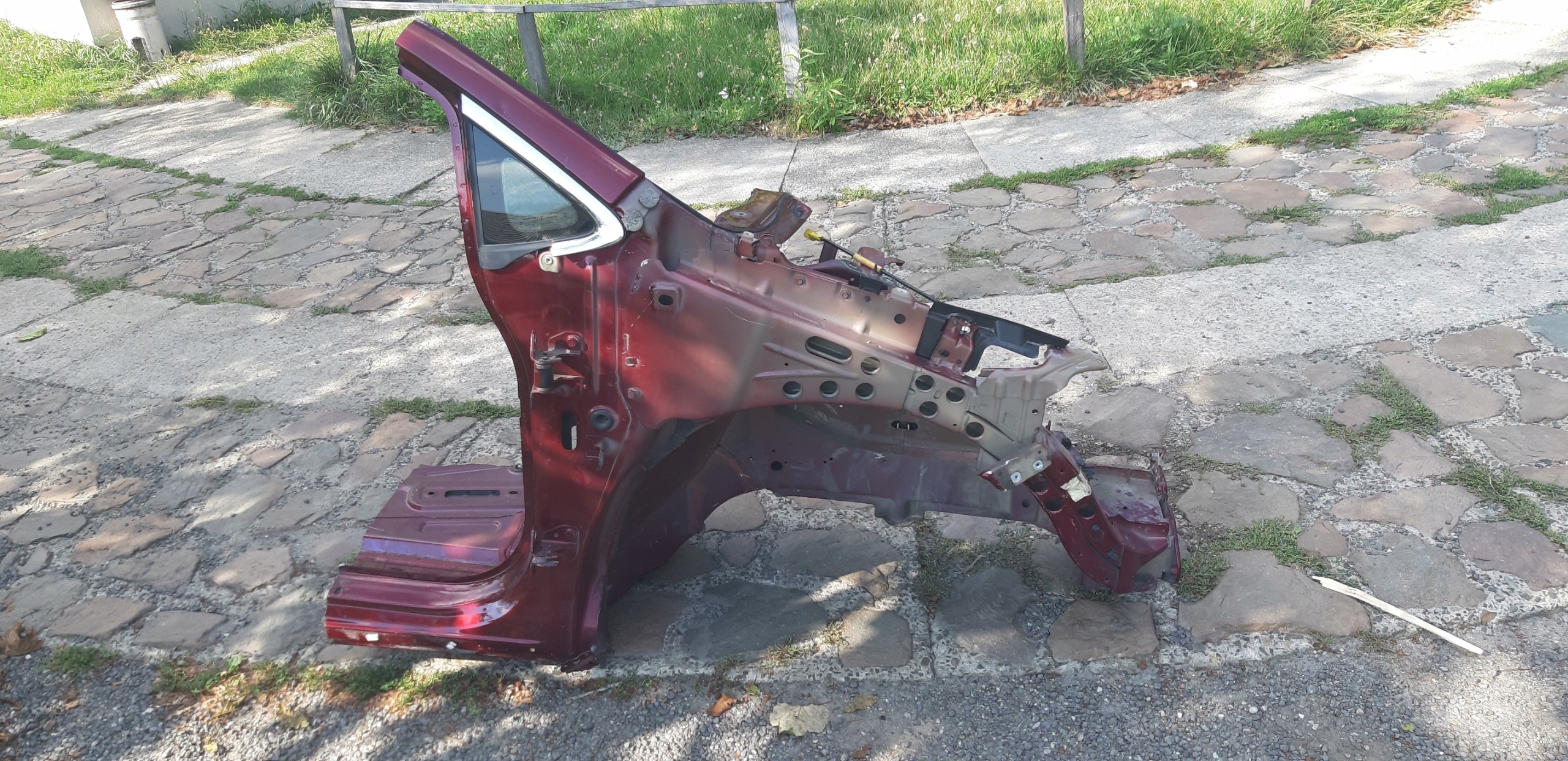 четверть CHRYSLER PACIFICA 16-25r