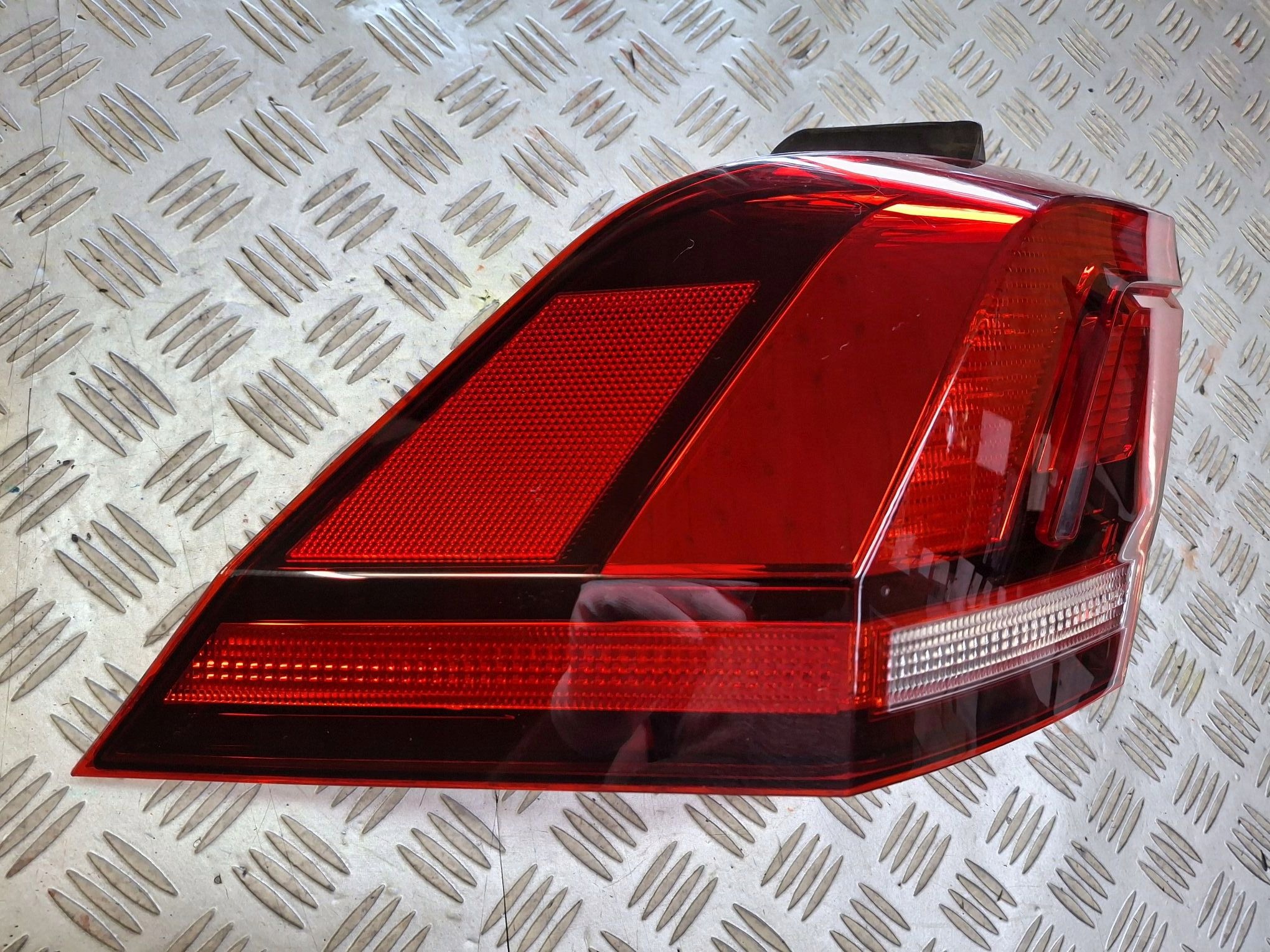 light rear left NAROZNA LED VW TIGUAN II 2015R->