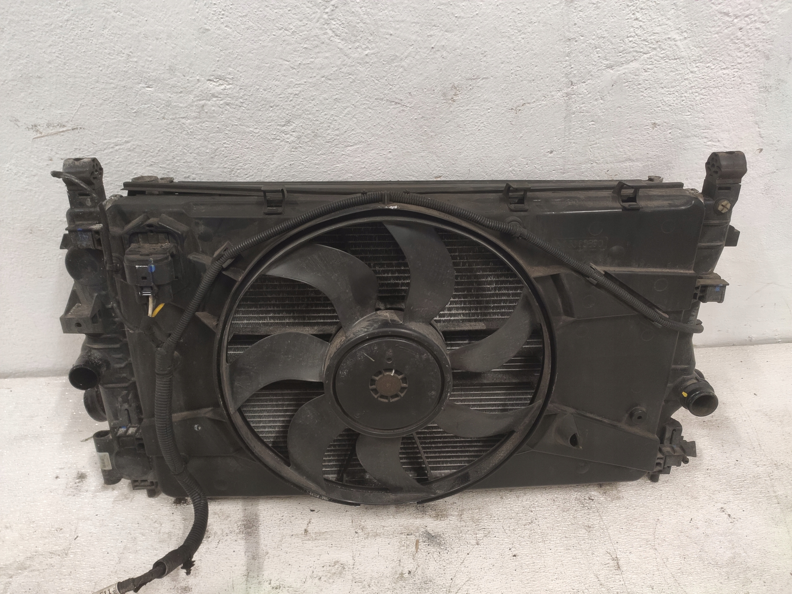 CHEVROLET CRUZE 1.7VCDI LIFT KOMPLET Radiateur