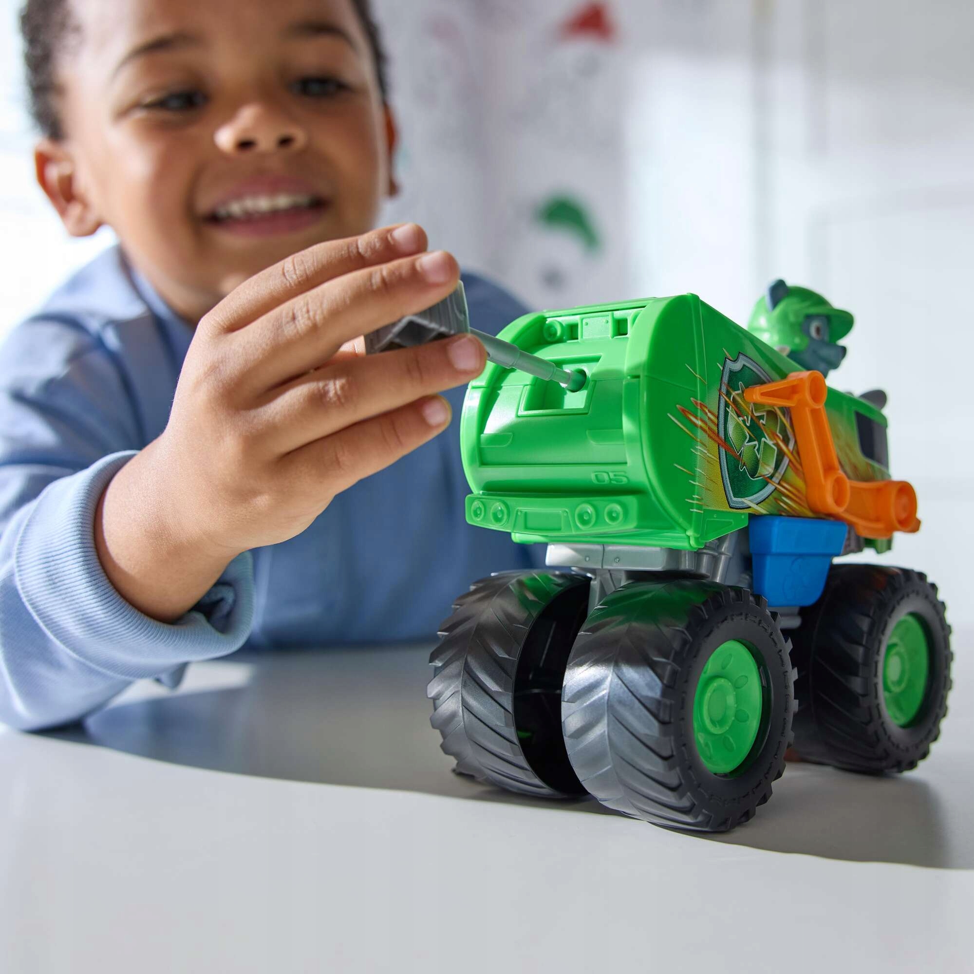 PSI PATROL RESCUE WHEELS ŚMIECIARKA + FIGURKA ROCKY'EGO Marka Spin Master