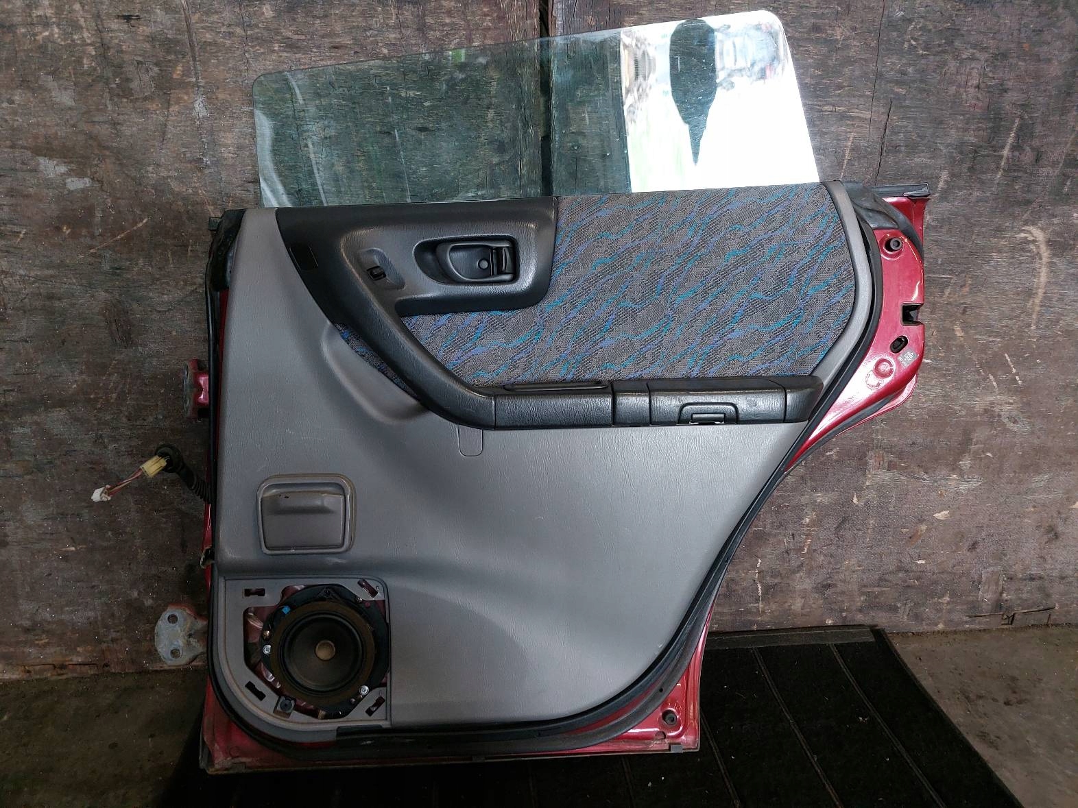 door complete right rear part SUBARU FORESTER and 8G7