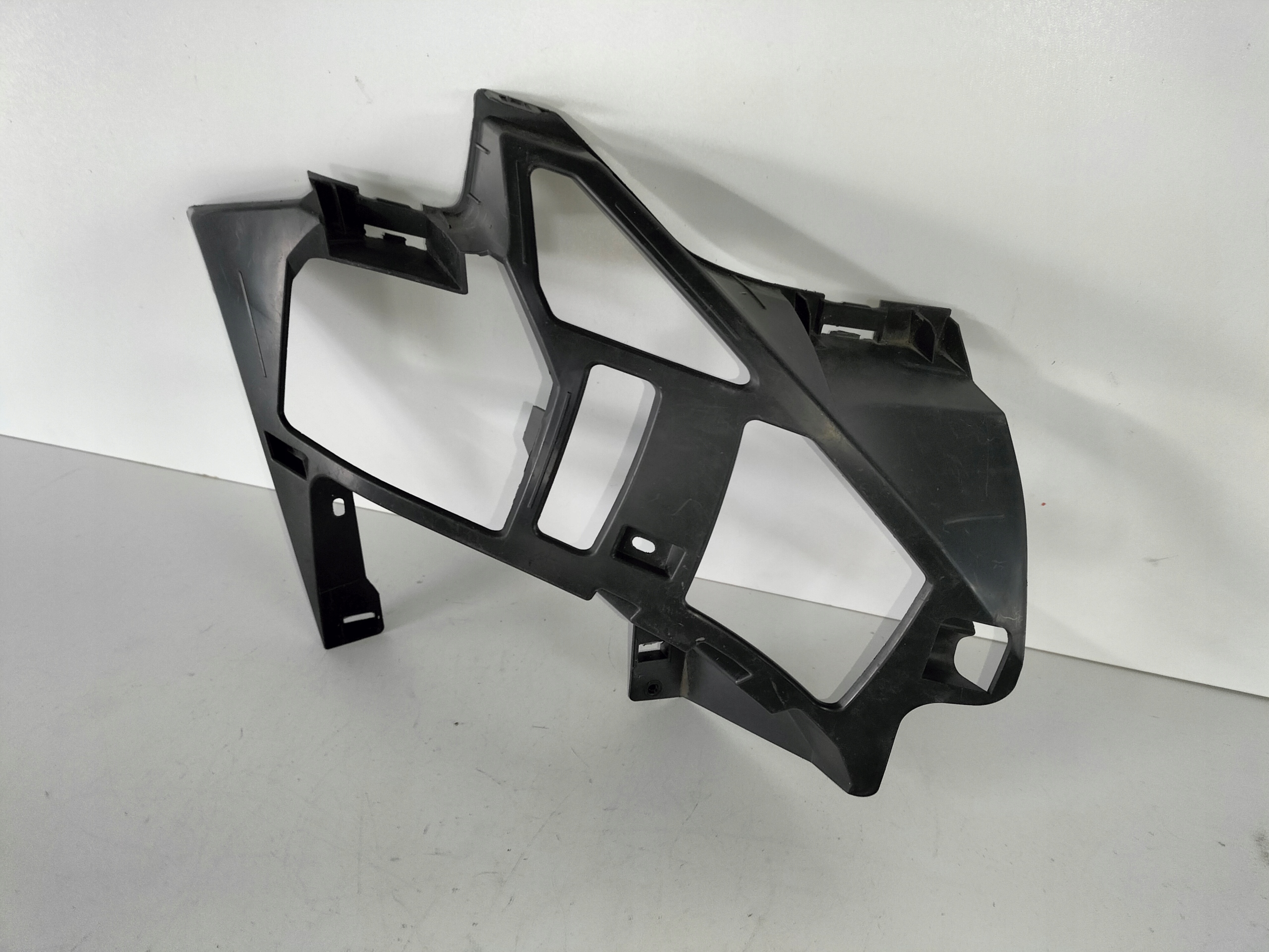 bumper bracket front right PEUGEOT 3008 5008 II 16