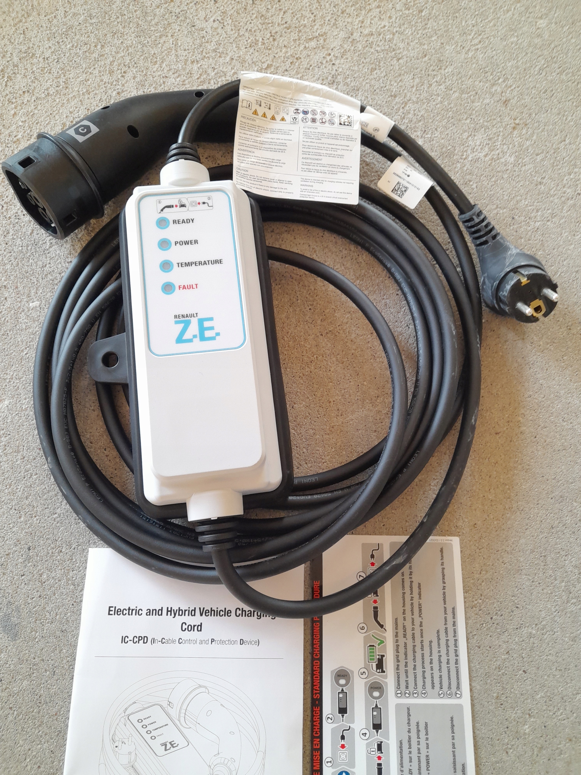 296904059R - RENAULT ZOE ЗАРЯДНОЕ УСТРОЙСТВО КАБЕЛЬ TYPE 2