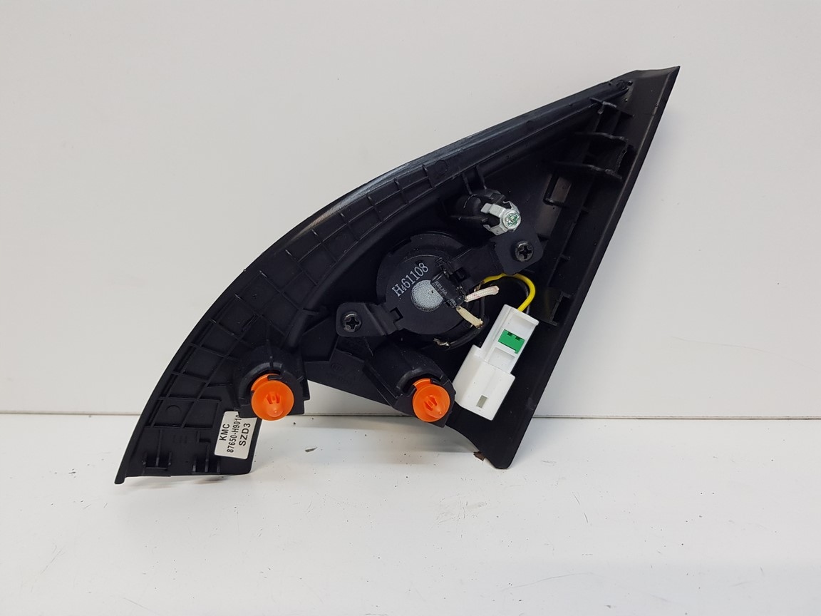KIA RIO IV TROJKAT cover speaker right front 2017