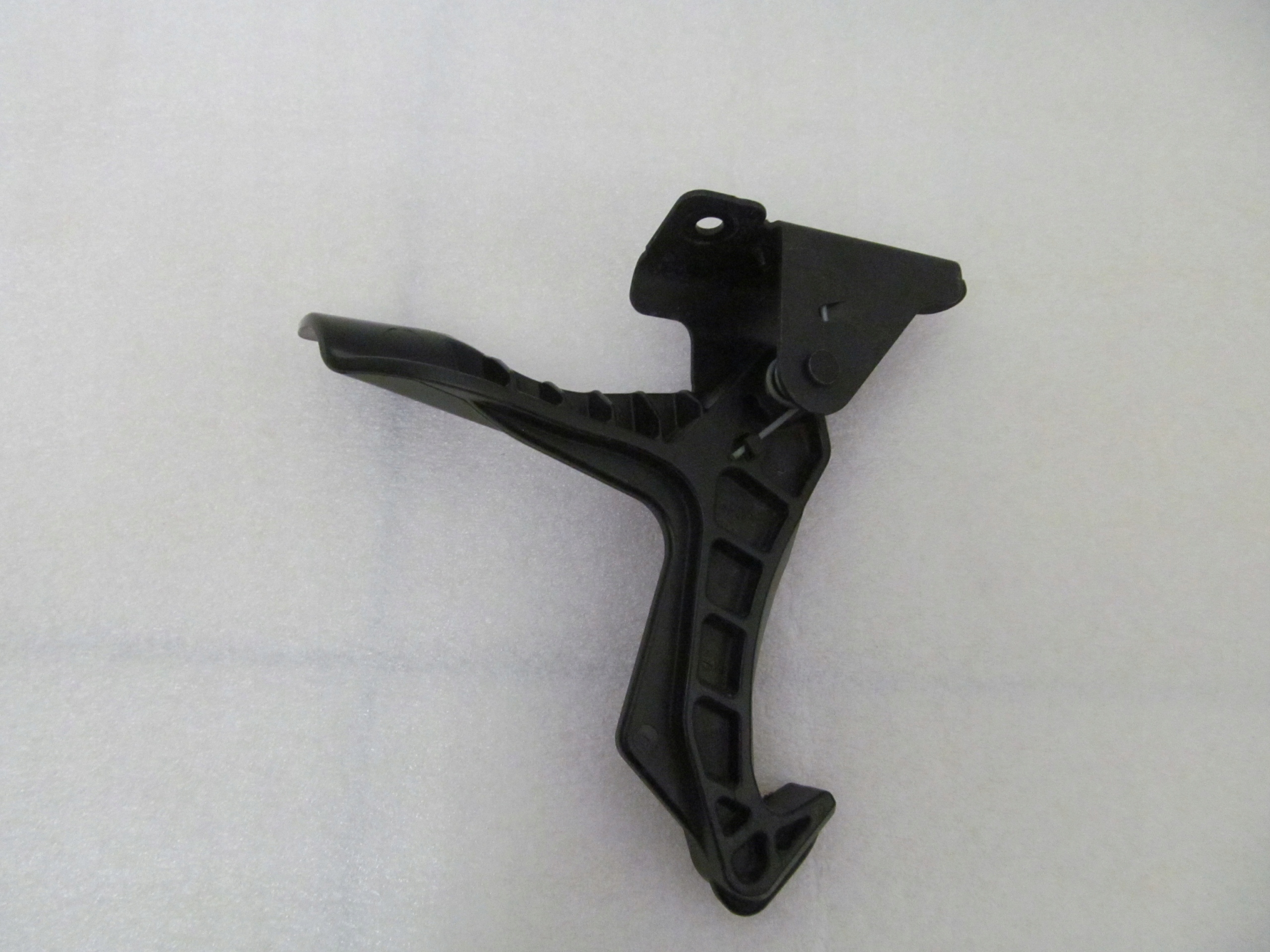 9826496880 - PEUGEOT 2008 II 19-БОЛТ ЗАСУВКА ЗАМОК КАПОТА