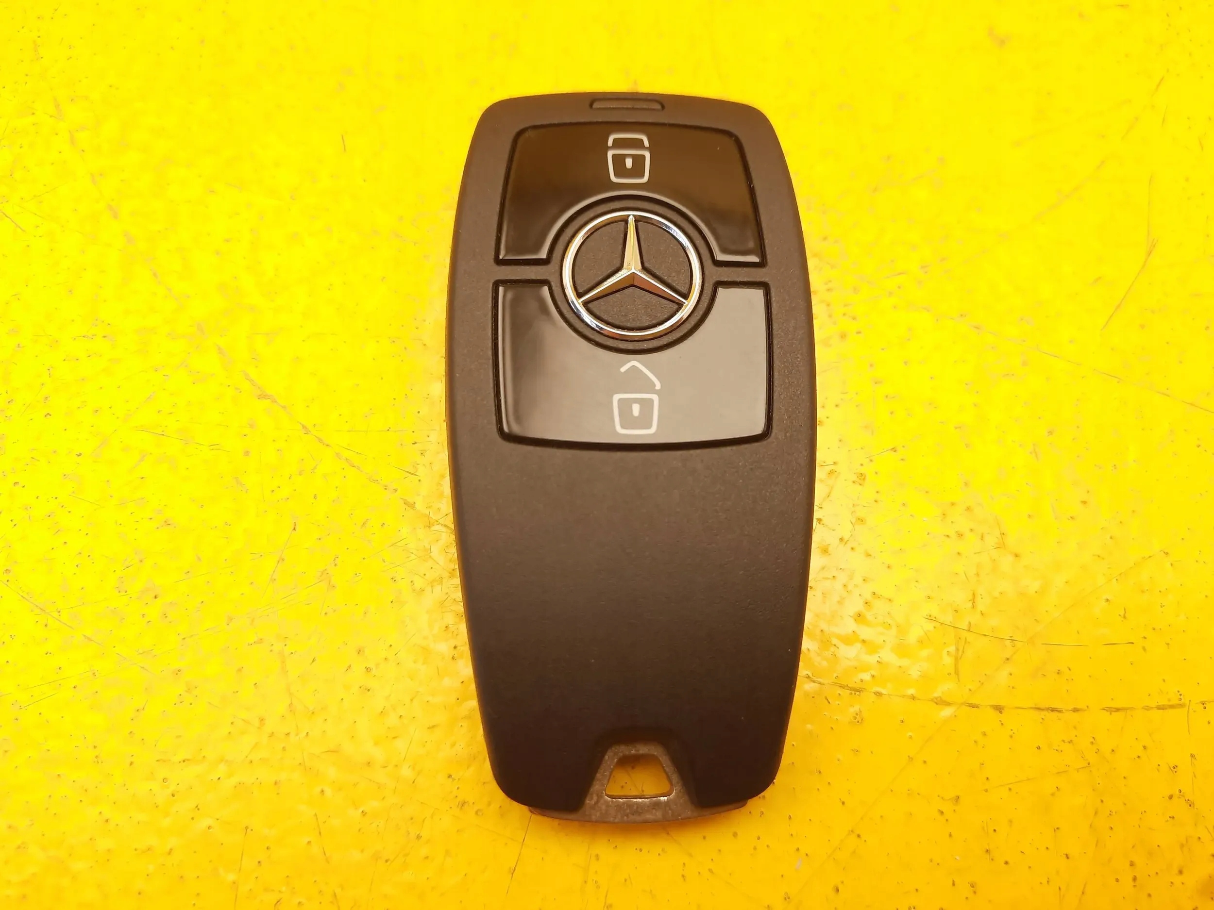 Mercedes-Benz Sprinter W907 W910 KLUCZYK PILOT A2479052303