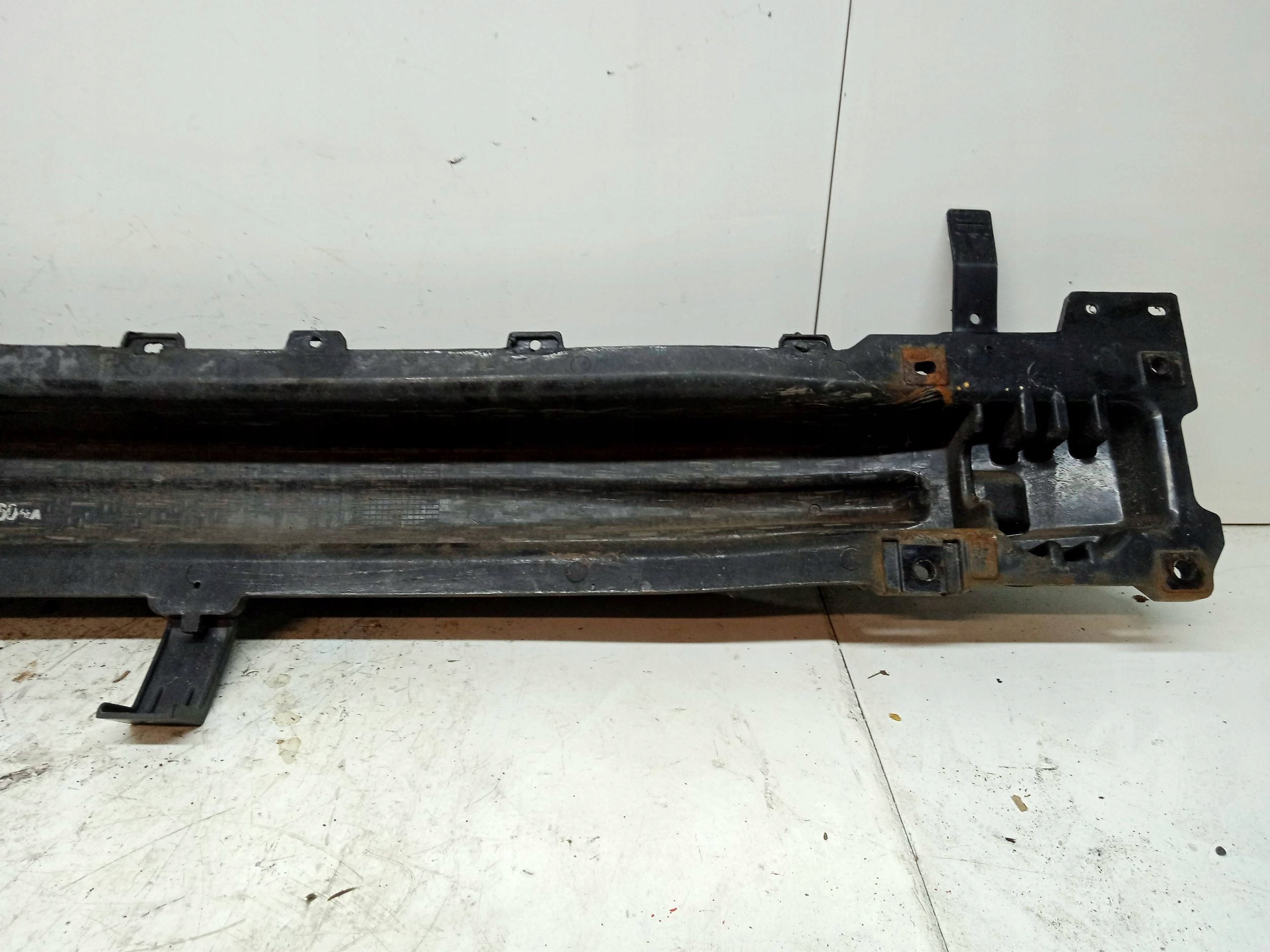 KIA CARENS 4 IV bumper support rear part rear 86631-A4010