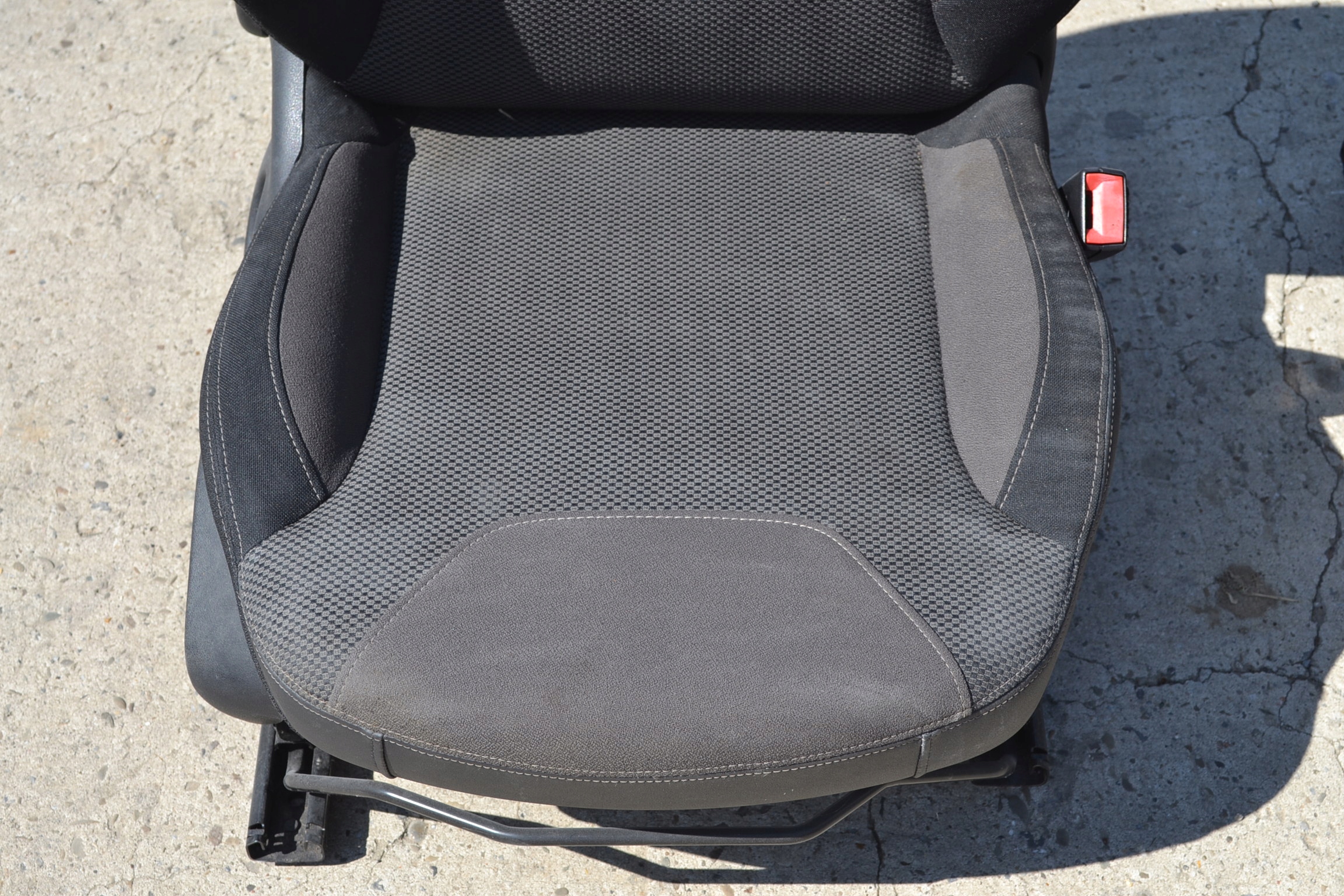 Citroen C3 II seat left or right front