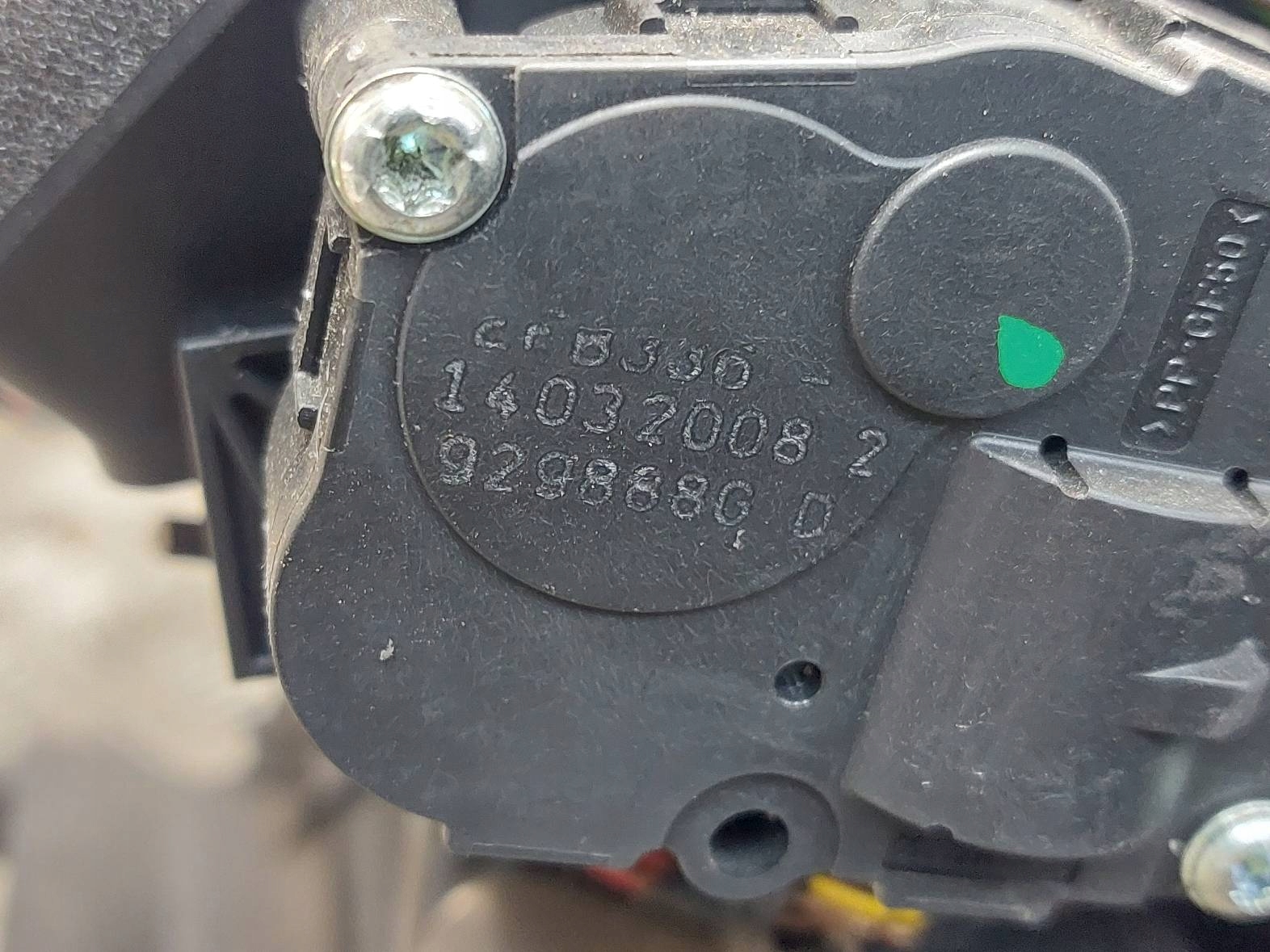obal topení BMW E91 318i 983360Z 929888G 6933663 9181171