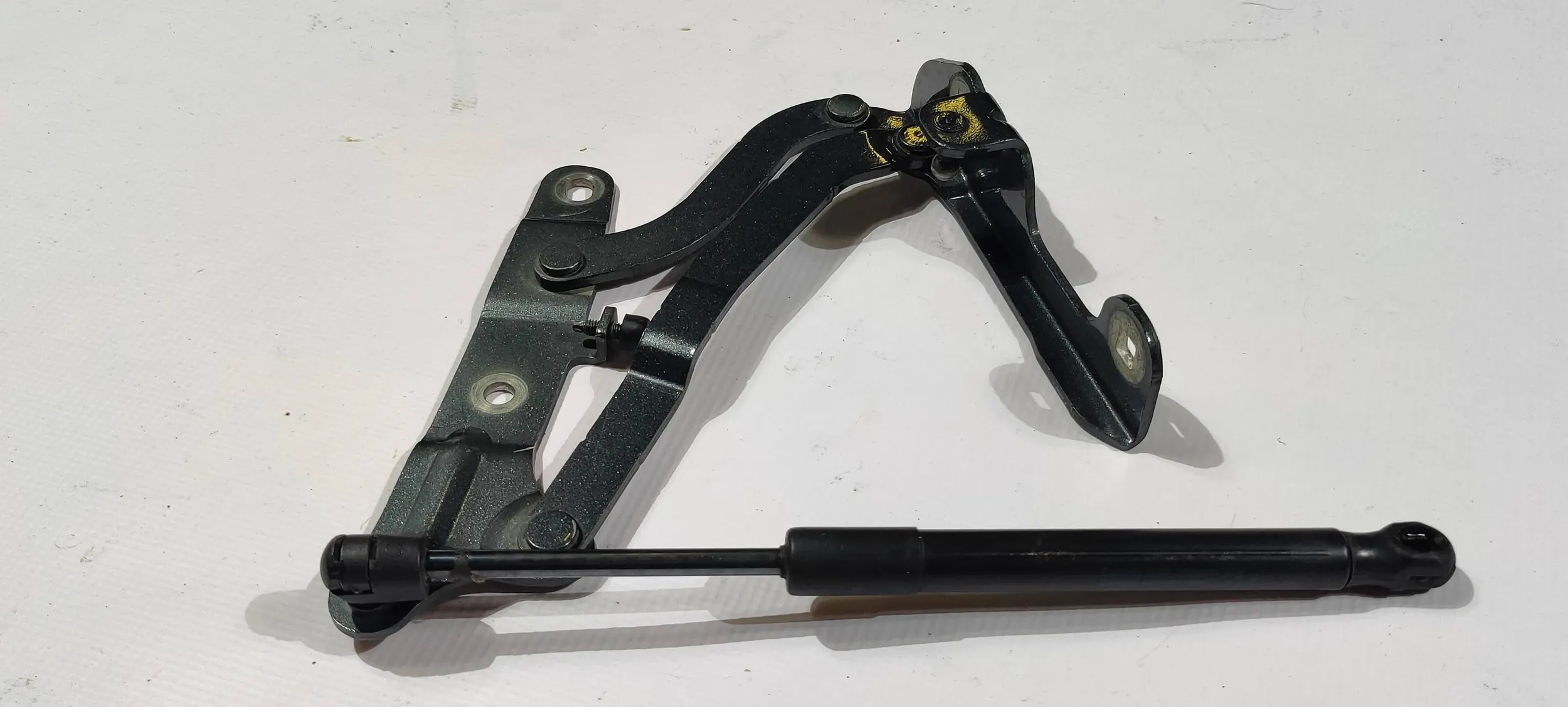 hinge damper bonnet boot right Chevrolet Camaro 2016