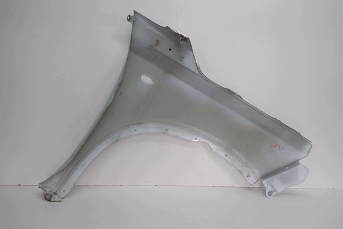 SUZUKI VITARA III 15- fender left front front