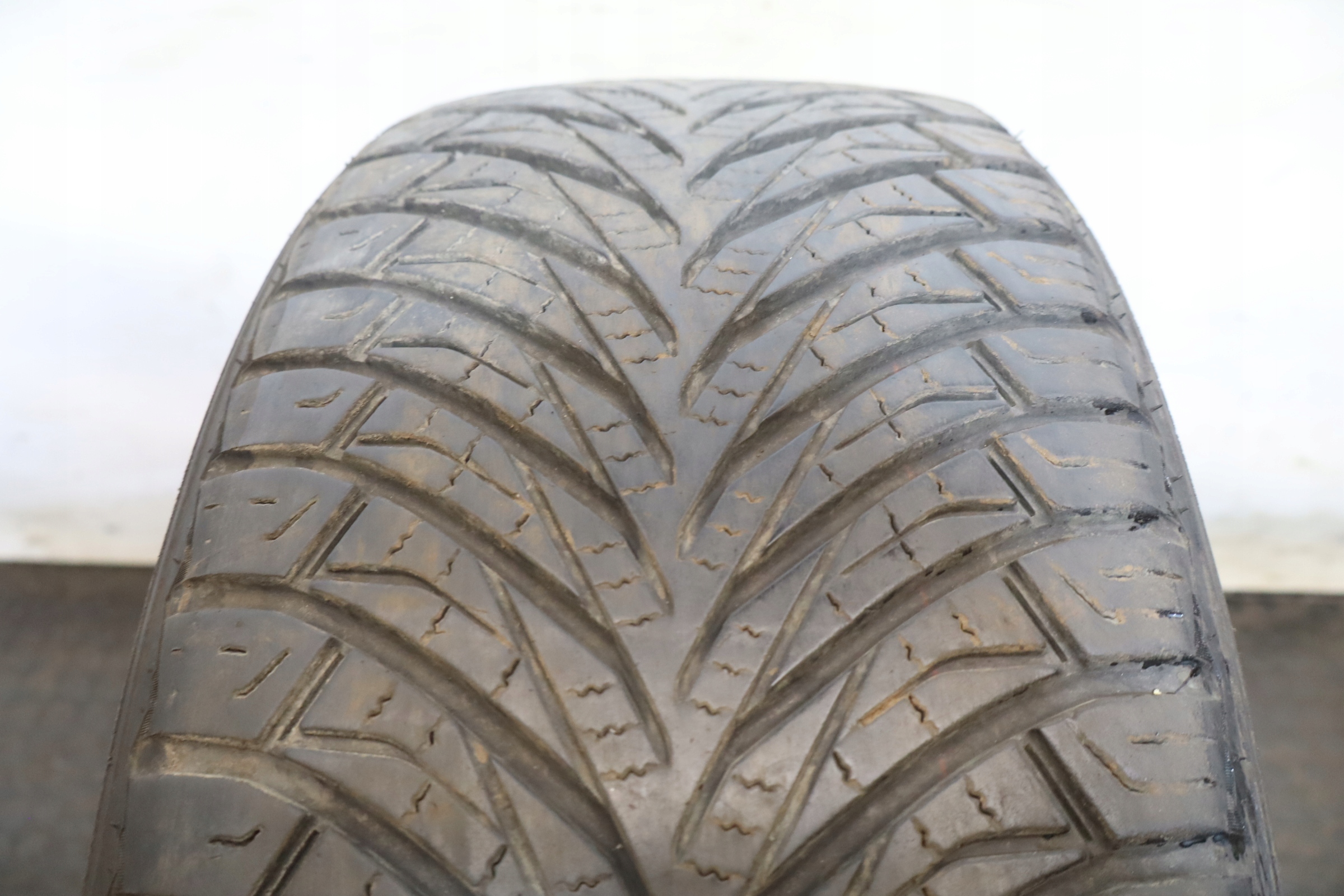 OPONA OPONY 2 SZT AUSTONE 215/45/17 ZIMA R23 Średnica 17