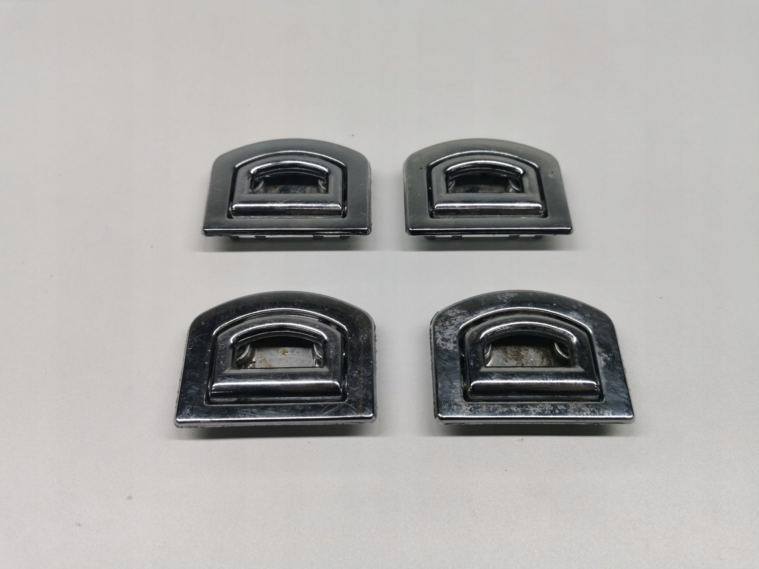 brackets boot PORSCHE CAYENNE II 1J0864203D