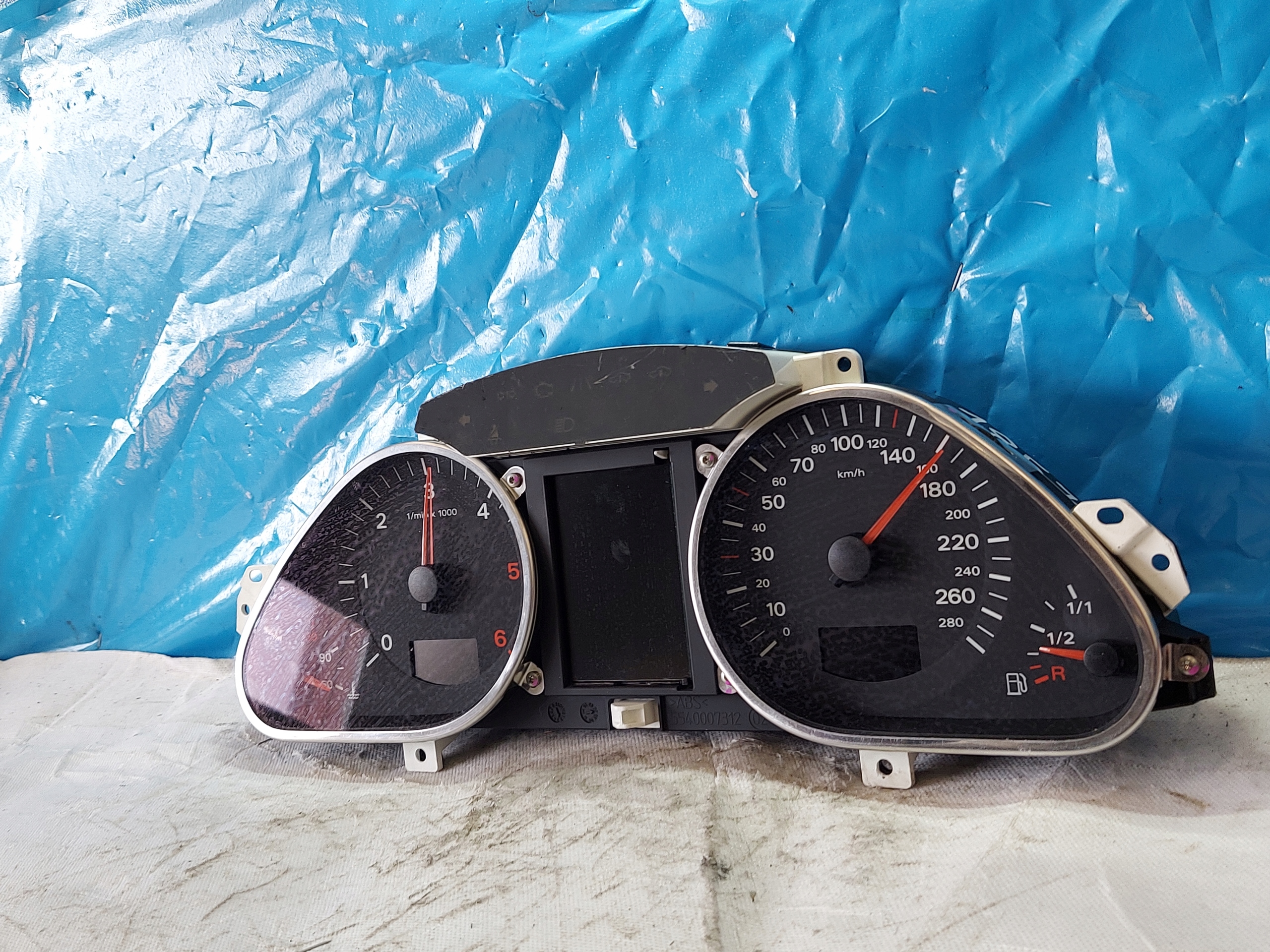 dials clock A6 C6 2.7 TDI 4F0920901C