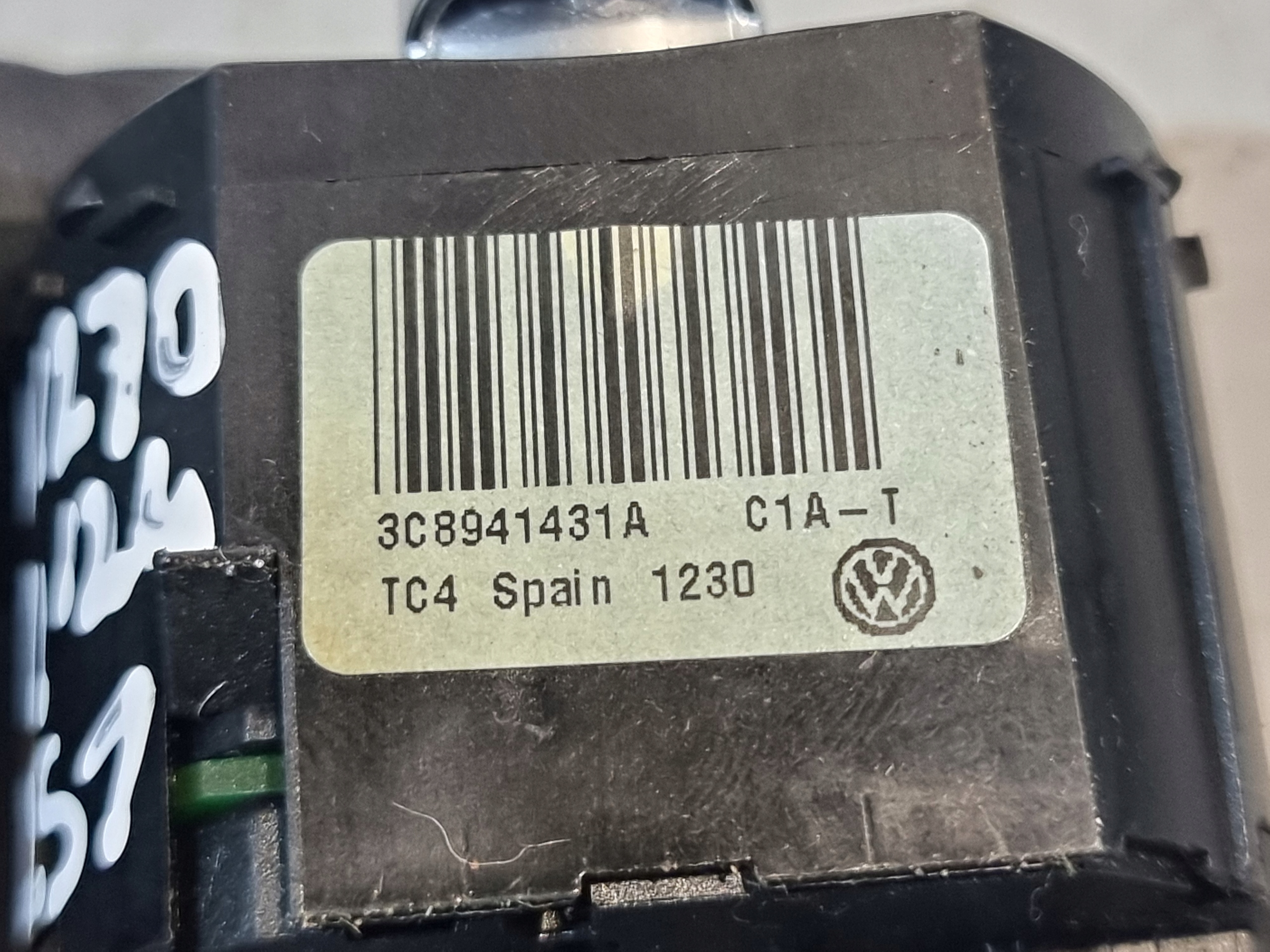 switch light switch OE 3C8941431A VW GOLF VI 10r