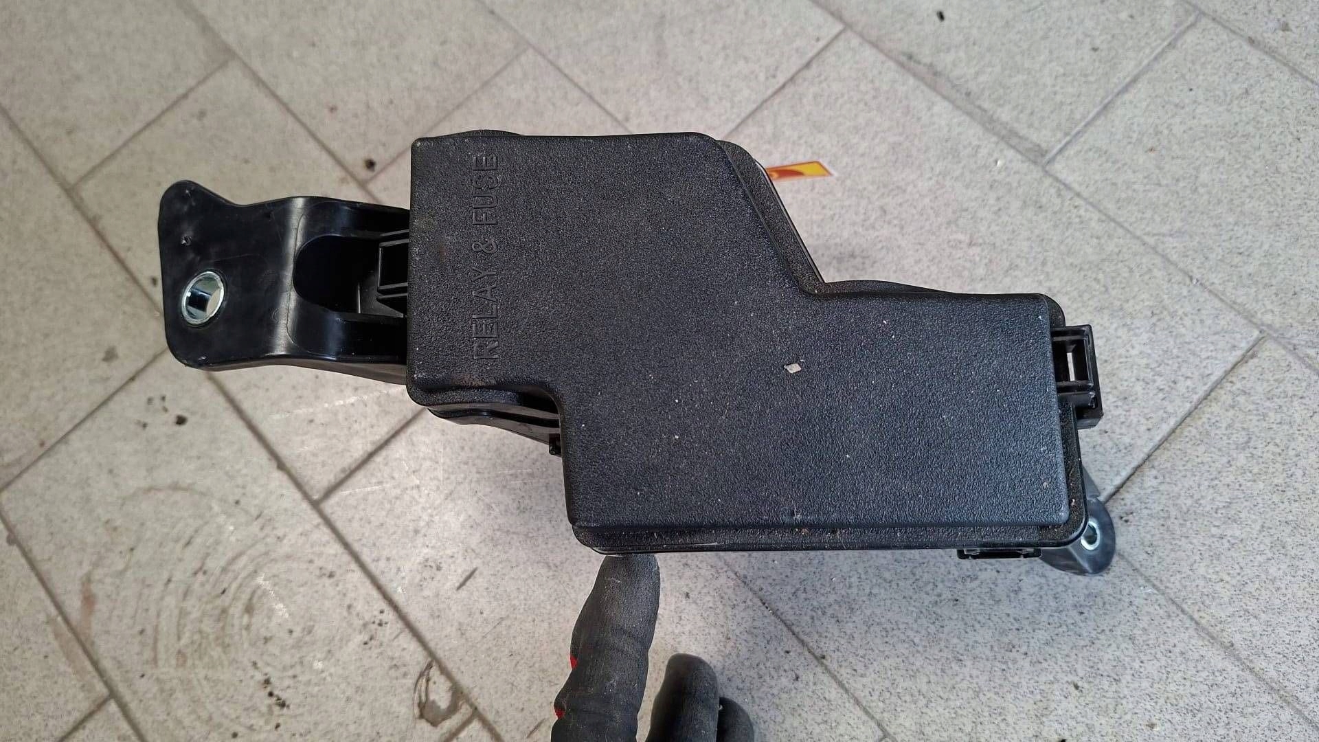 Module fusibles Complète Mazda 2 hybrid 2024r 82662-0D810