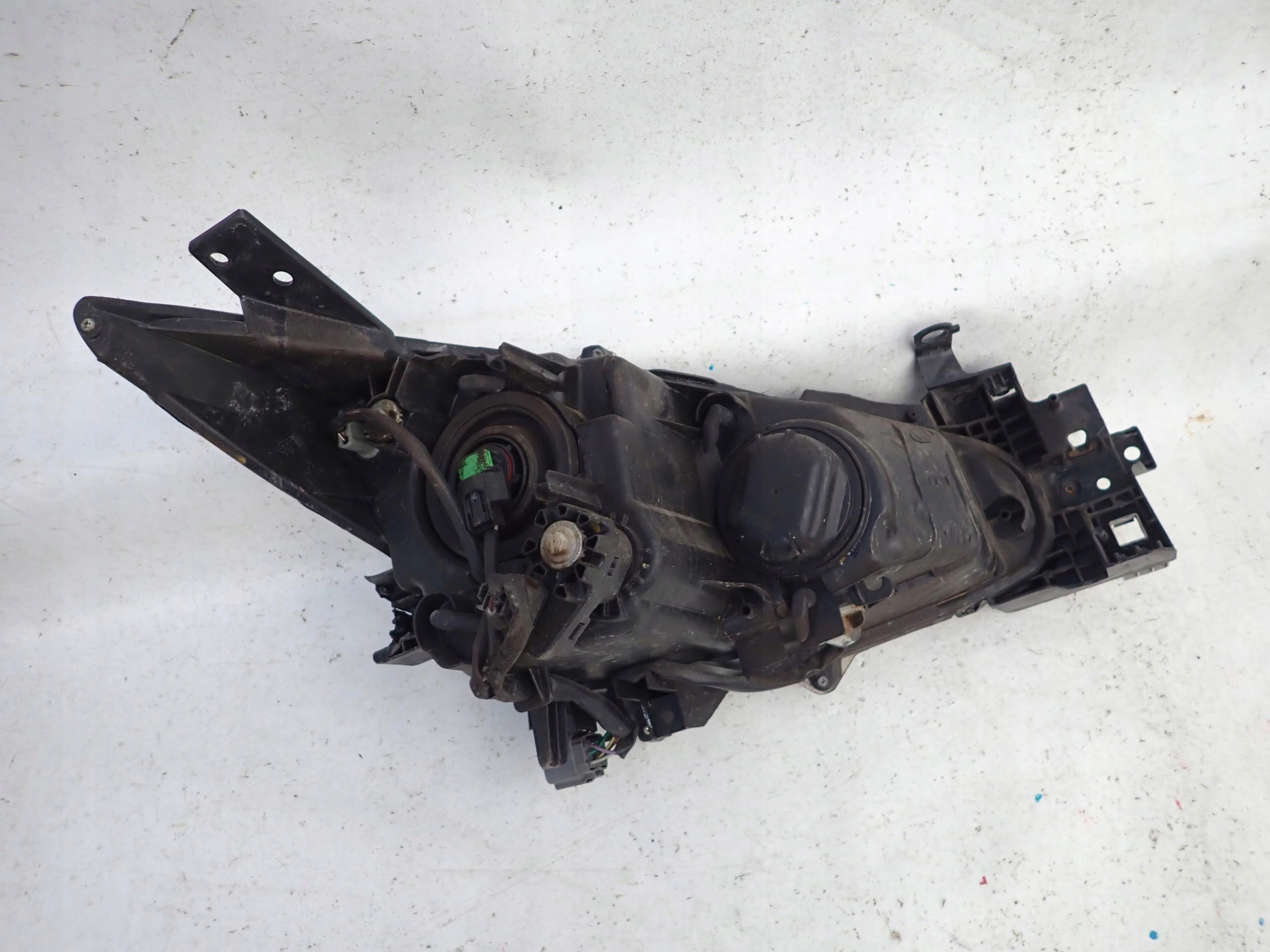 MAZDA 3 III 13- light front front left