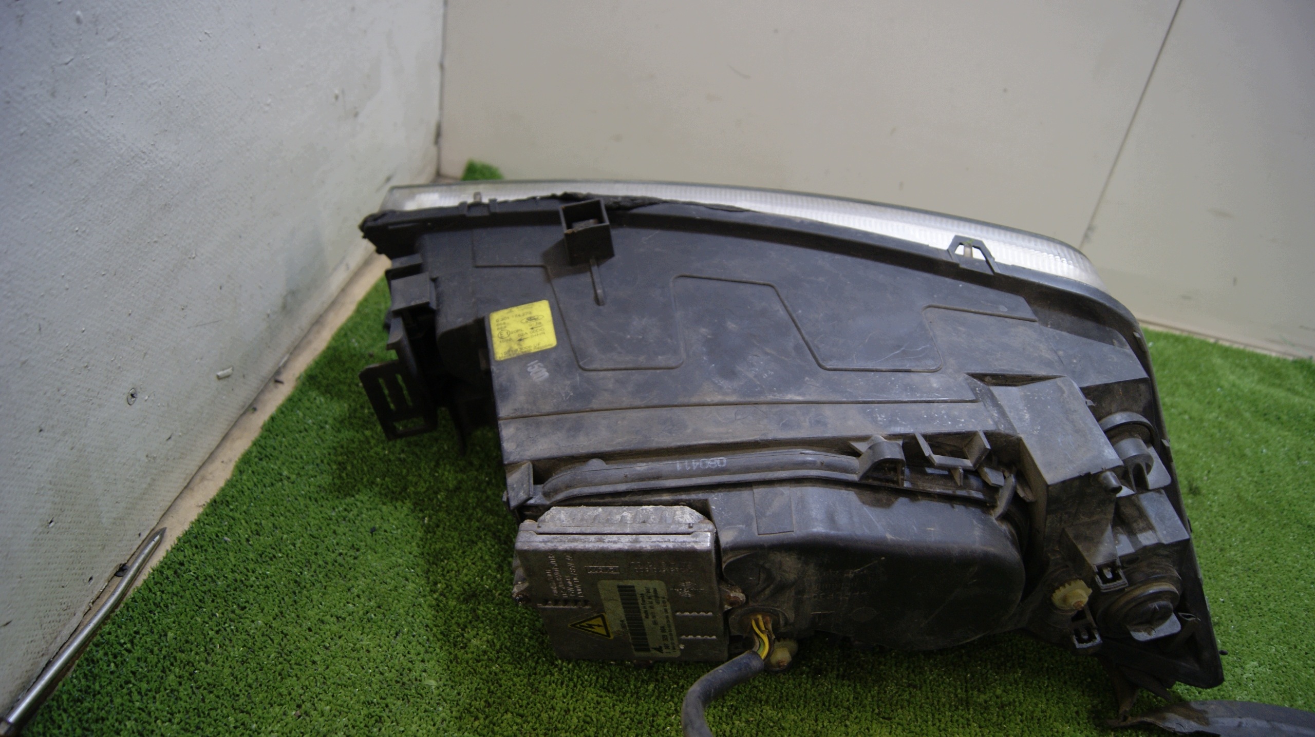 light left front FORD MONDEO MK 3 XENON 1S71-12B655-AA 1307329064