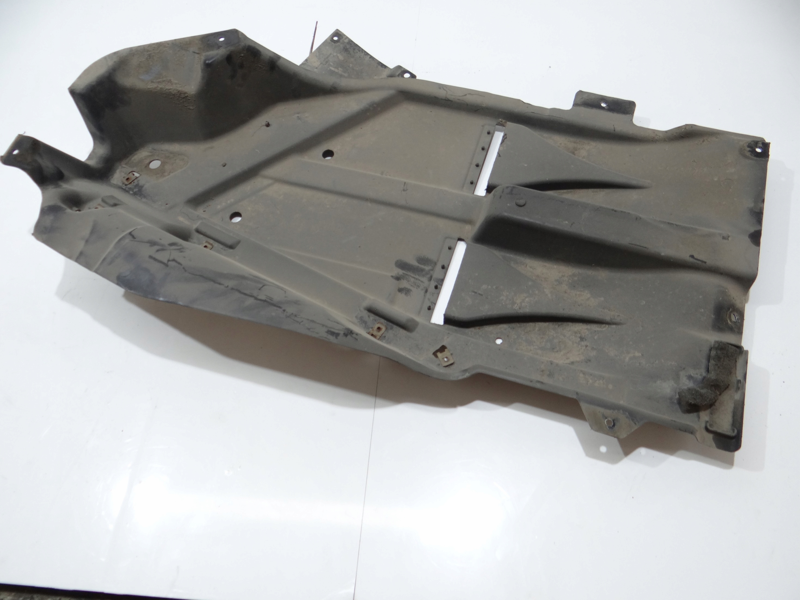 Blende Abdeckung Unterfahrschutz Behälter BMW X3 E83 3417402 (16392918)
