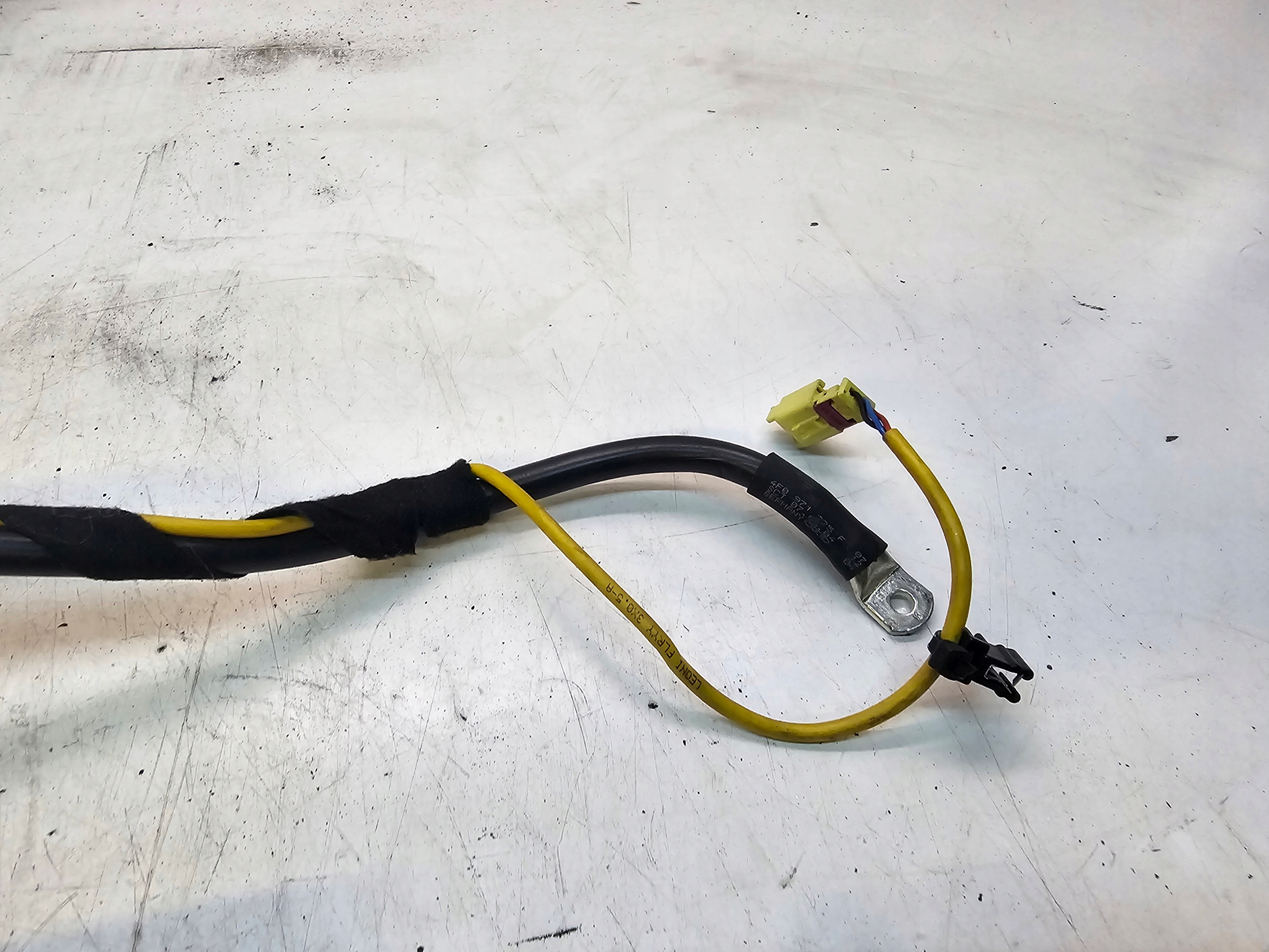 KLEMME PLUS AUDI A6 C6 4F0971225F