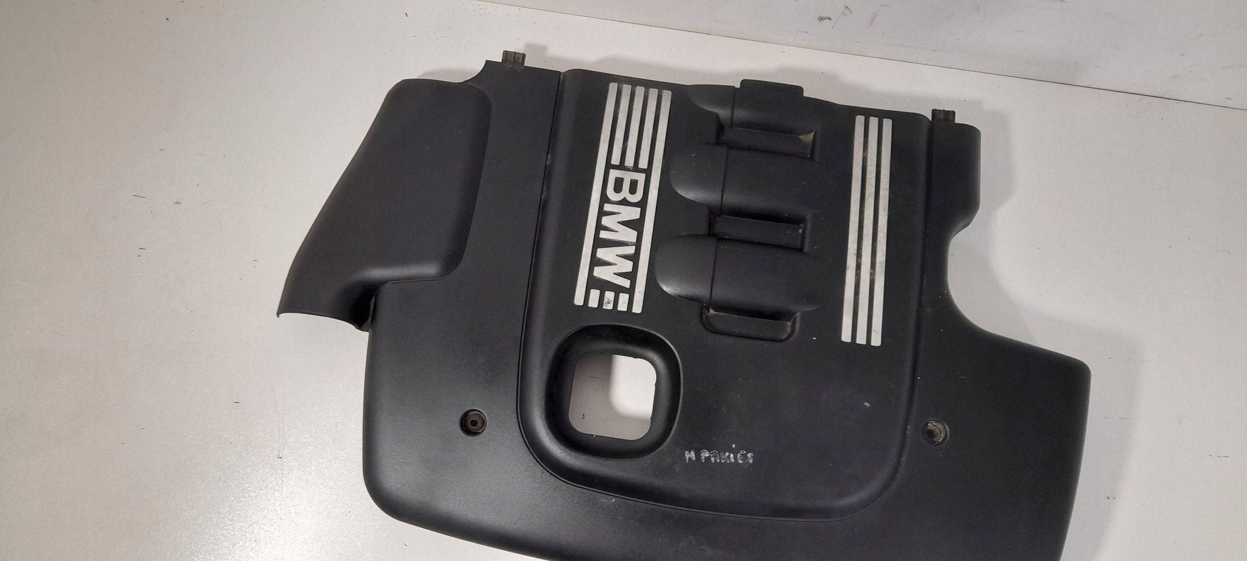 BMW 3 E90 E91 motor cover 11147789006 (DS158)