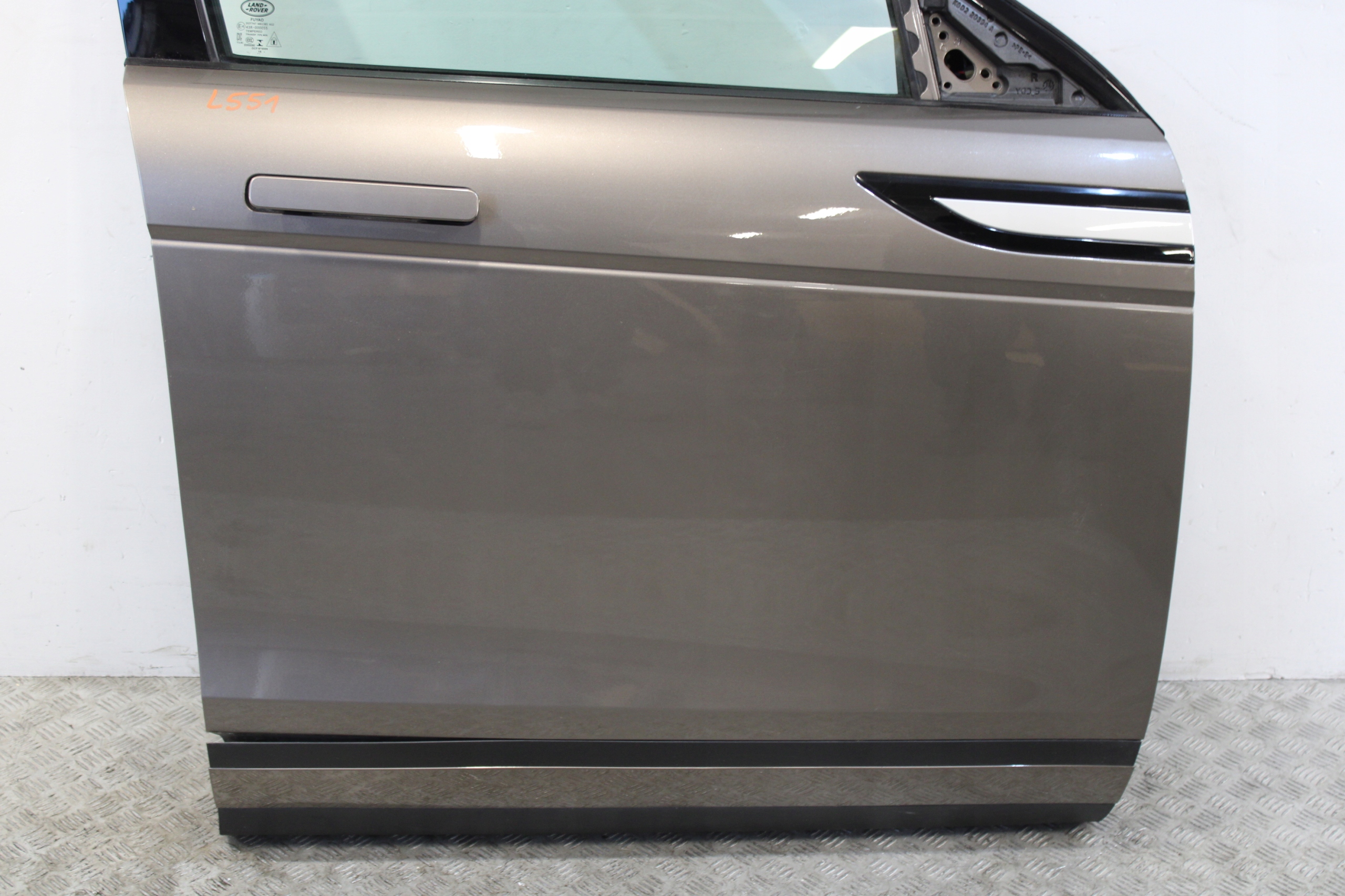 door right front right front complete LAND ROVER EVOQUE II 2 L551