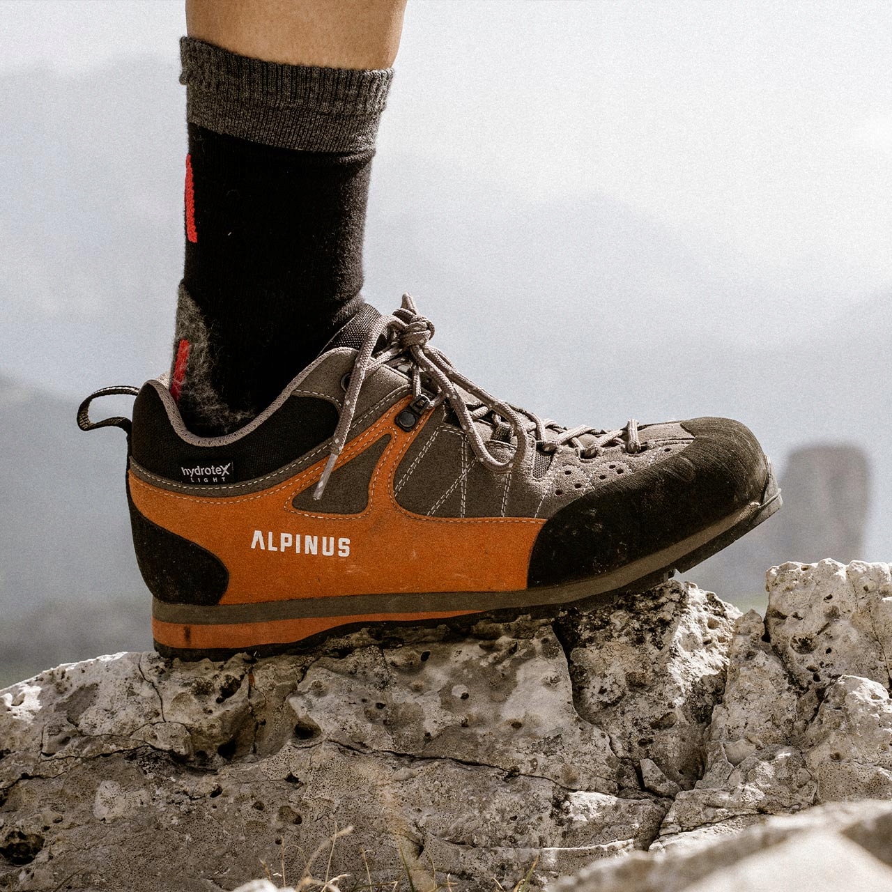 LEKKIE BUTY TREKKINGOWE W GÓRY ALPINUS MĘSKIE 40 Materiał wkładki tworzywo sztuczne