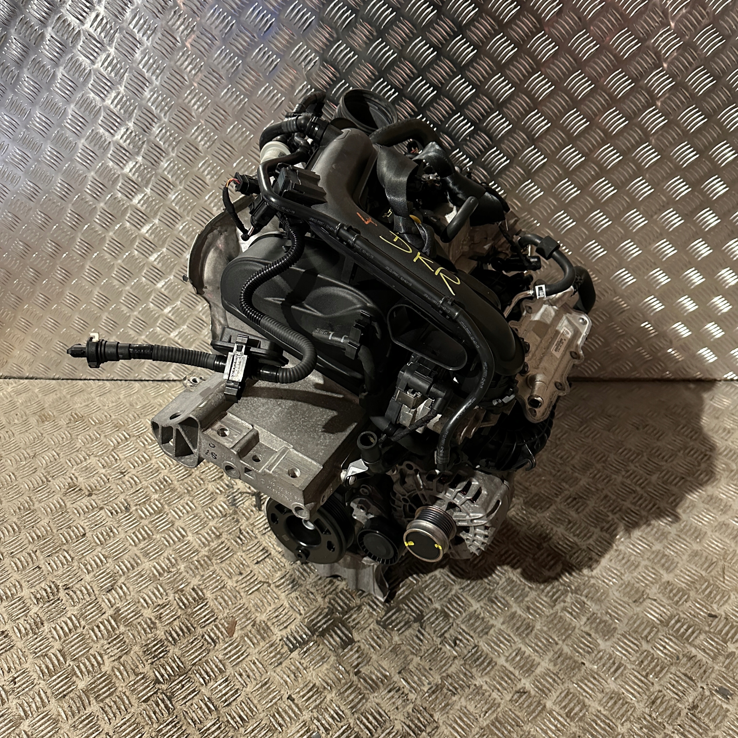 engine MOTOR complete DKR VW SKODA SEAT 1.0 TSI SYMBOL DKR