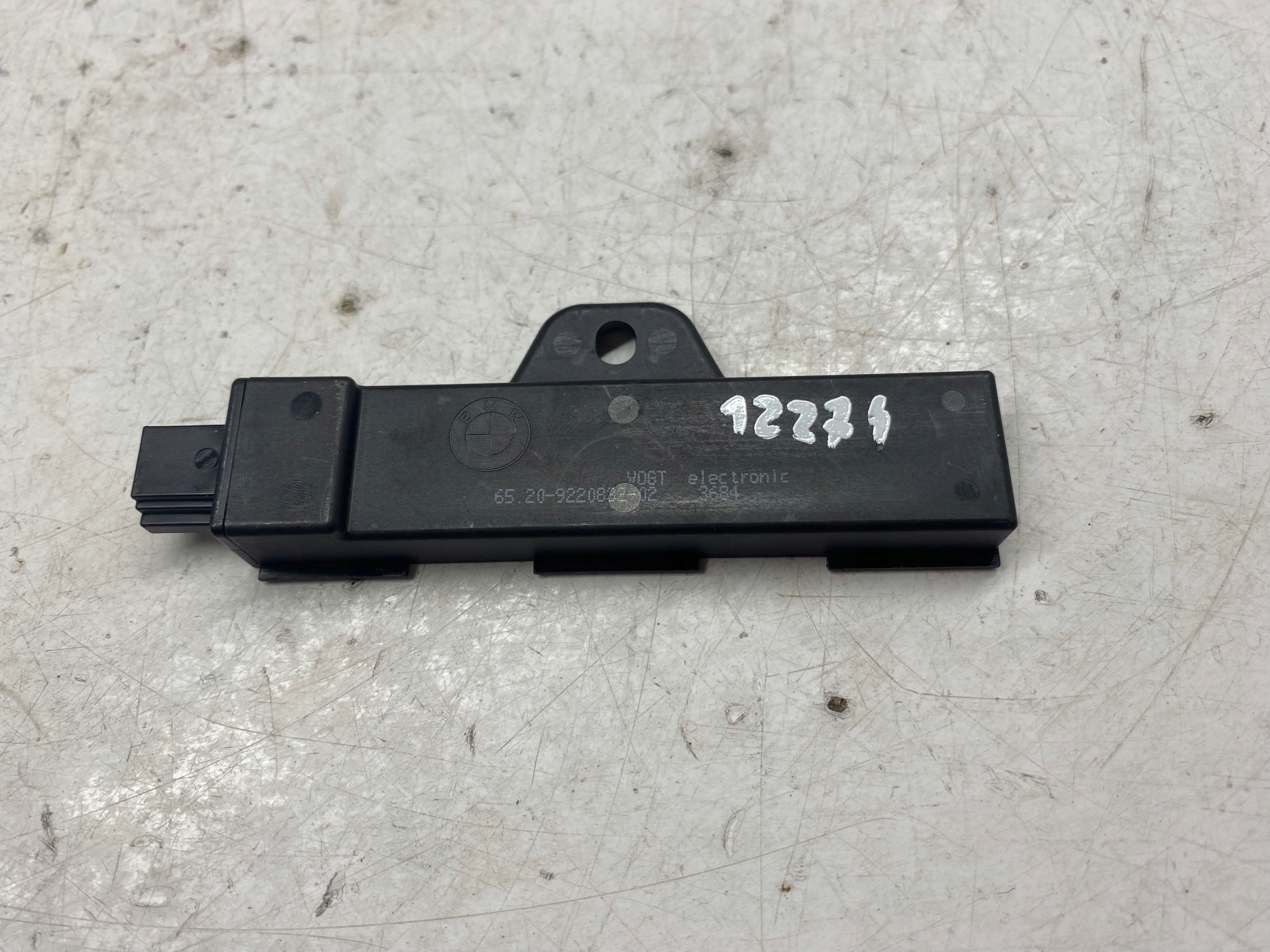 BMW 7 G11 G12 4.4 V8 Module Antenne KOMFORTU 9220832