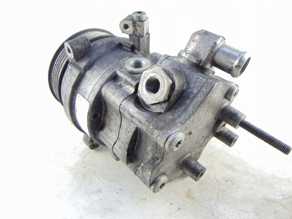 compressor compressor; of the air conditioning BMW E65 3.6 N62B36A 64526901781