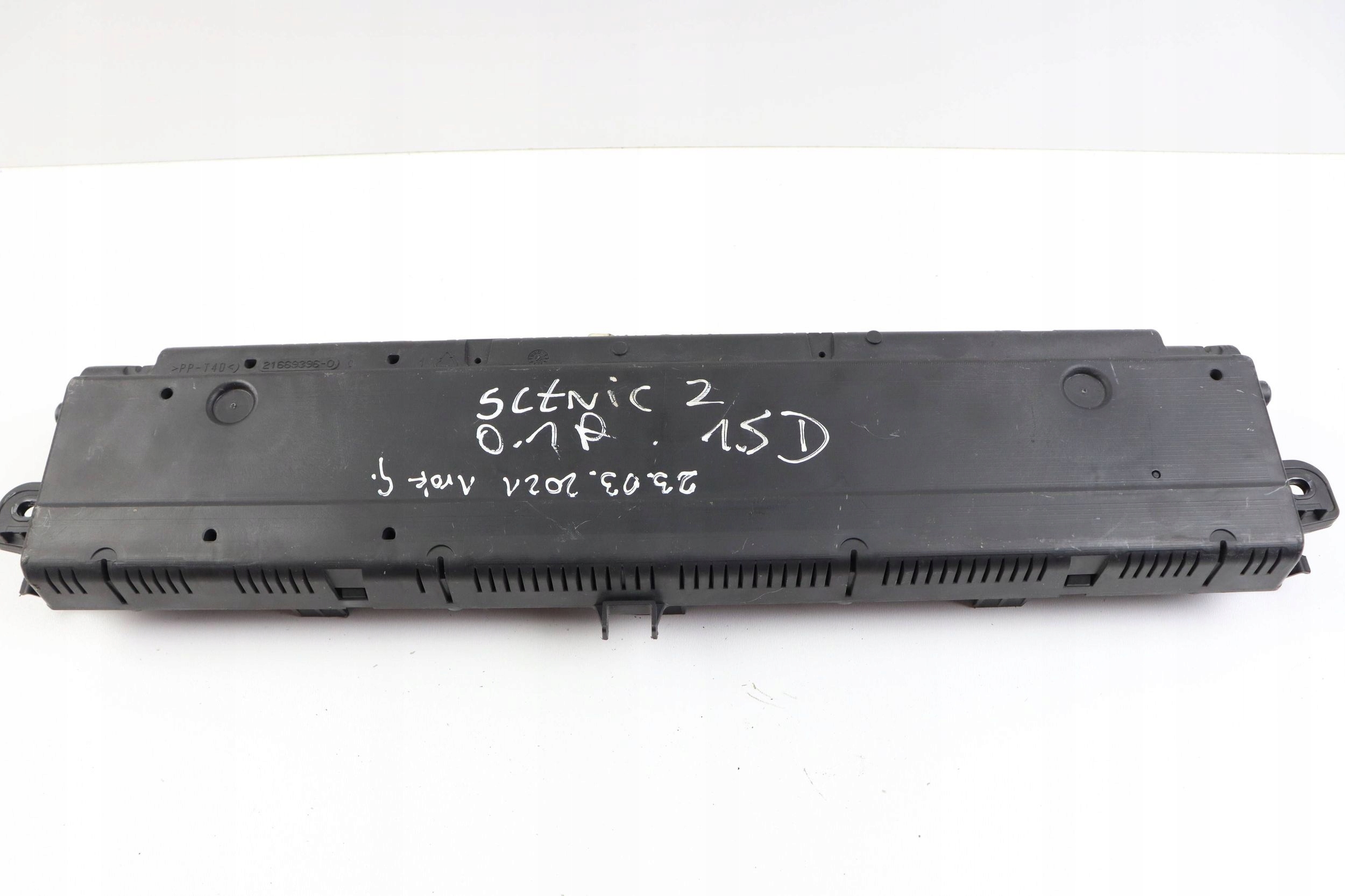 RENAULT SCENIC II dials dials display P8200704463A 8200704463A