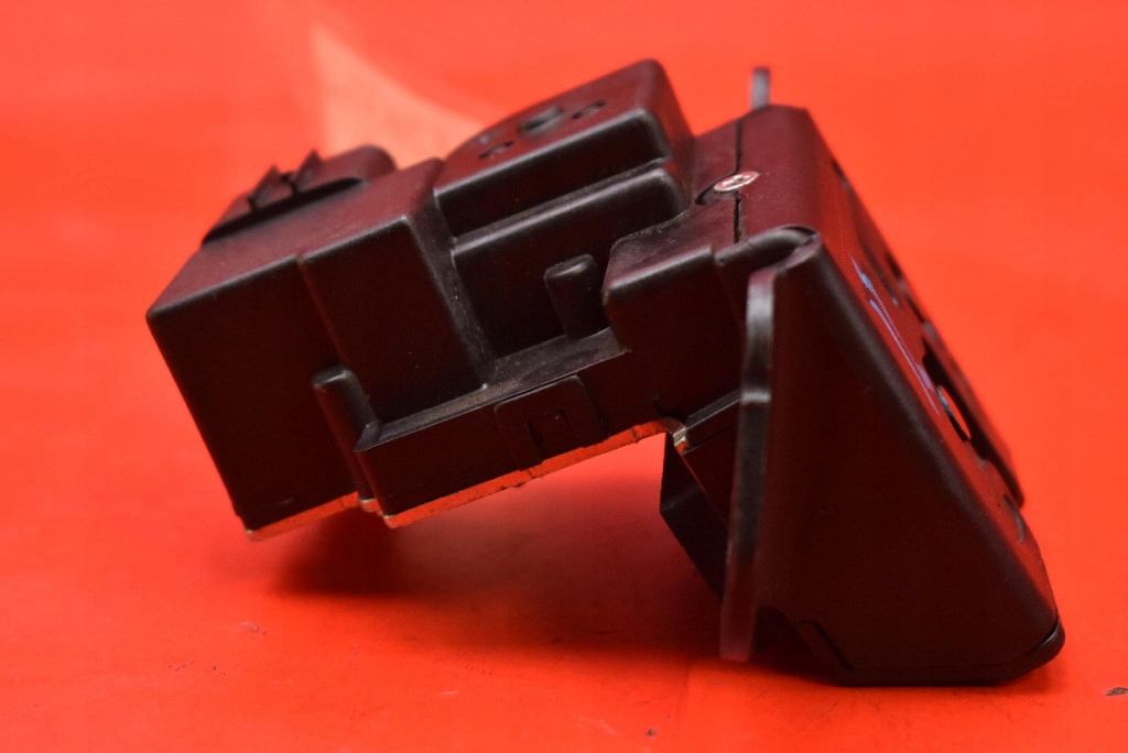lock bonnet rear part boot KIA SOUL 1 and 5D HB 08-11