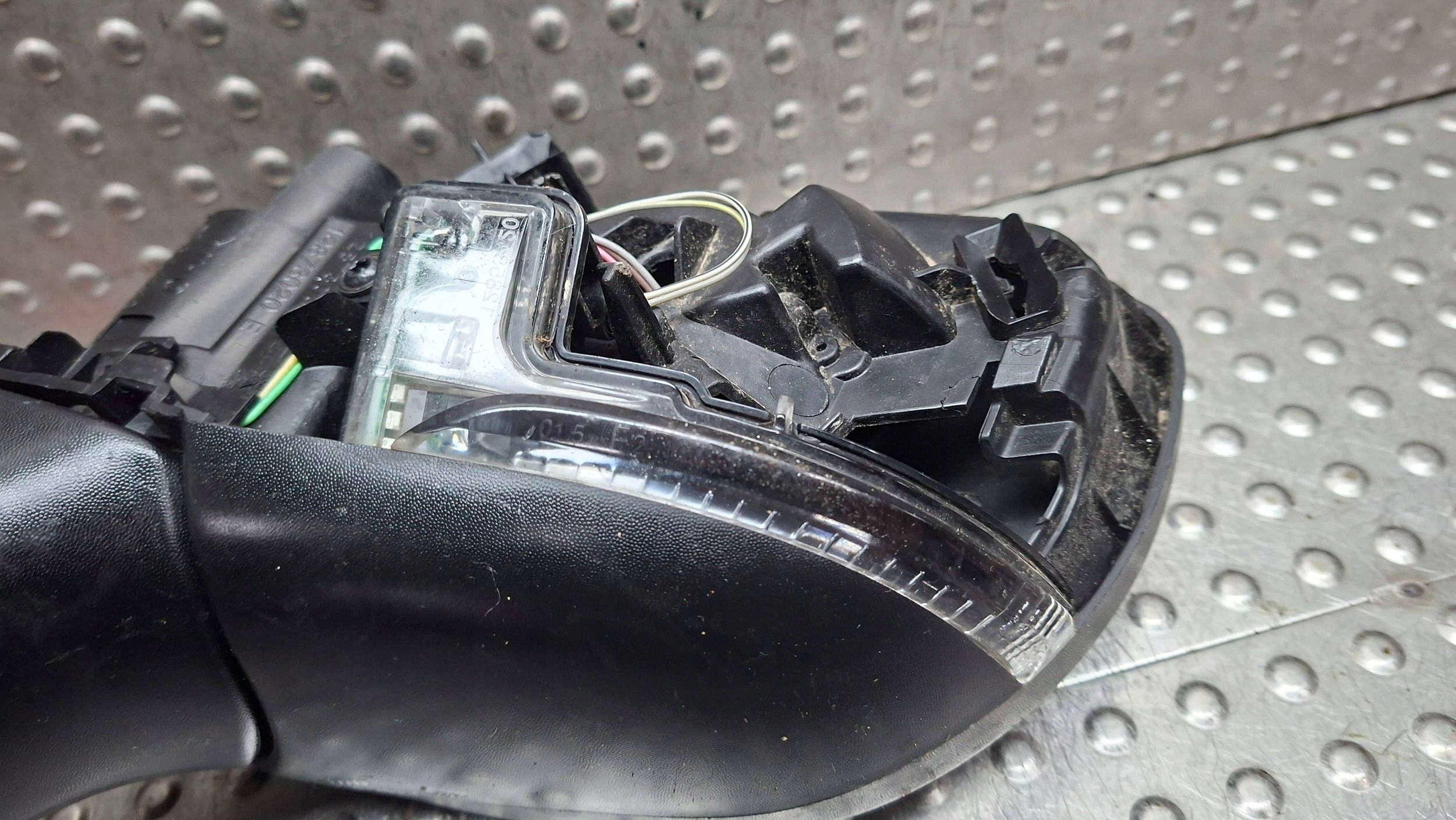 mirror exterior left 9 PIN RENAULT CAPTUR and LIFT 2017