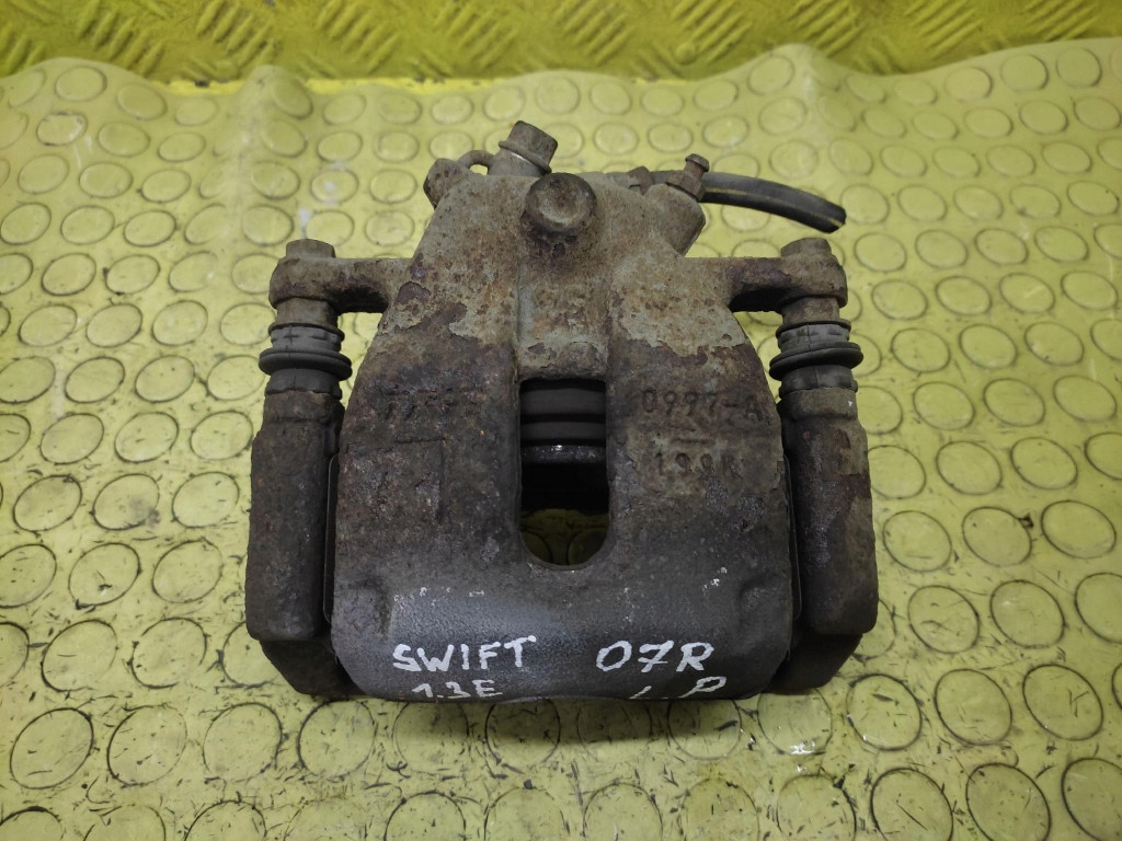 SUZUKI SWIFT IV 1.3 caliper left front