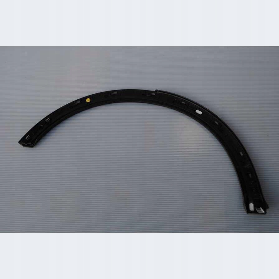 modanatura parafango sinistra posteriore AUDI Q2 81A853817A