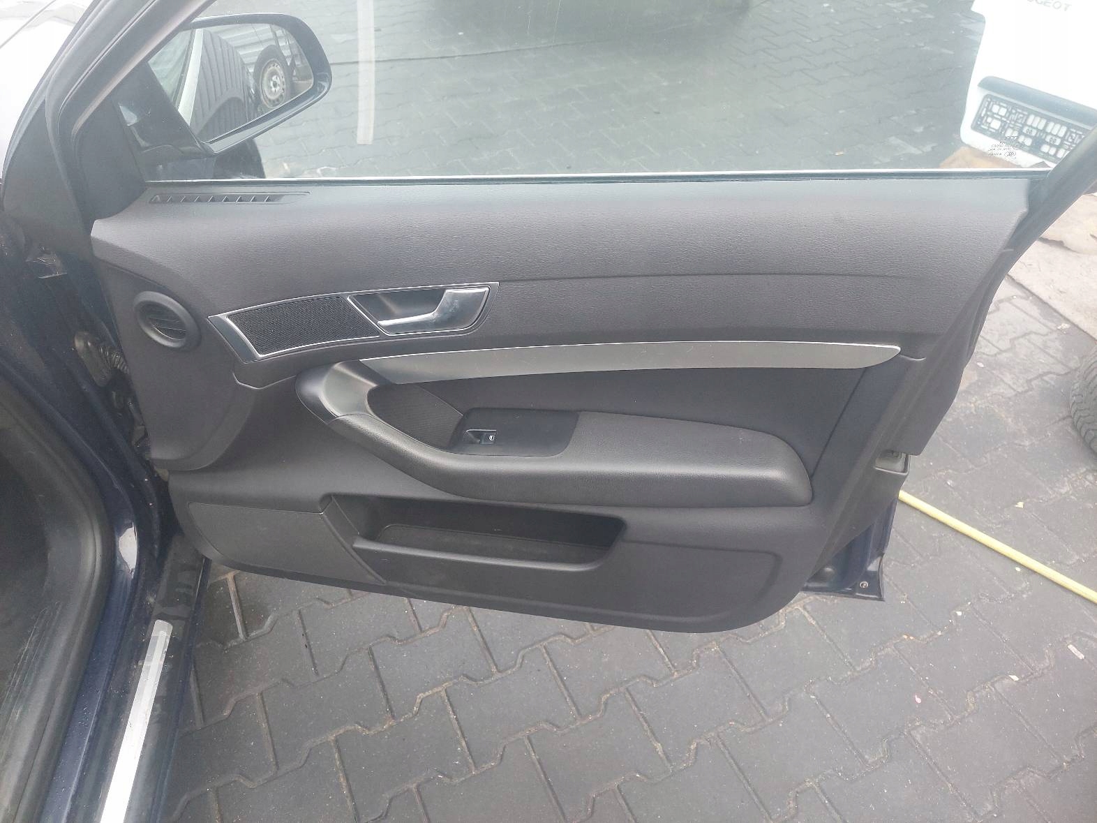 seats KOMPLET left right seat rear part + side AUDI A6 C6 KOMBI
