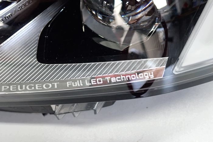 PEUGEOT 508 II FULL LED TECHNOLOGY 18- reflektor left light left 1674563280