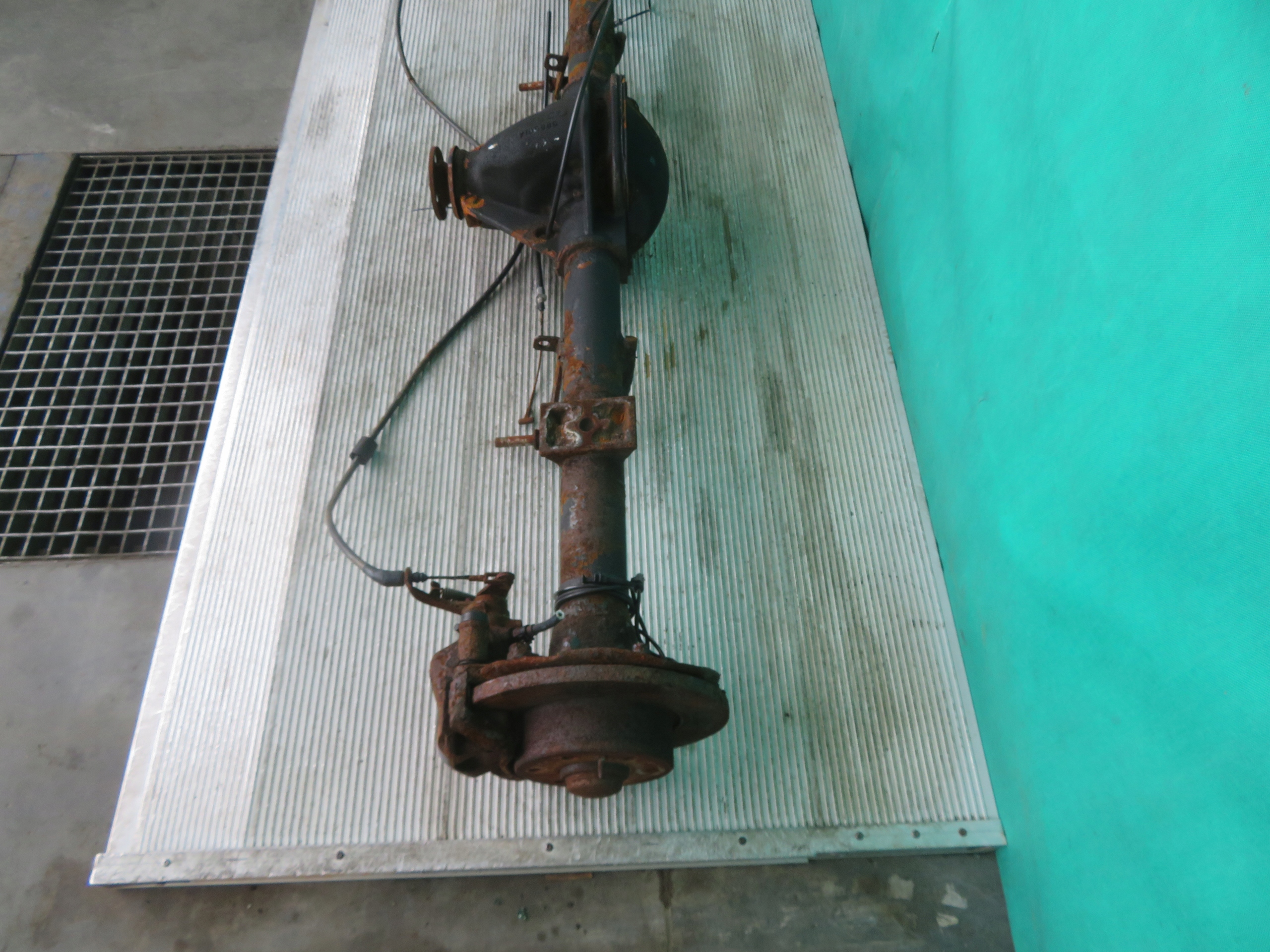 IVECO DAILY 13R differential diff rear part rear 12/47