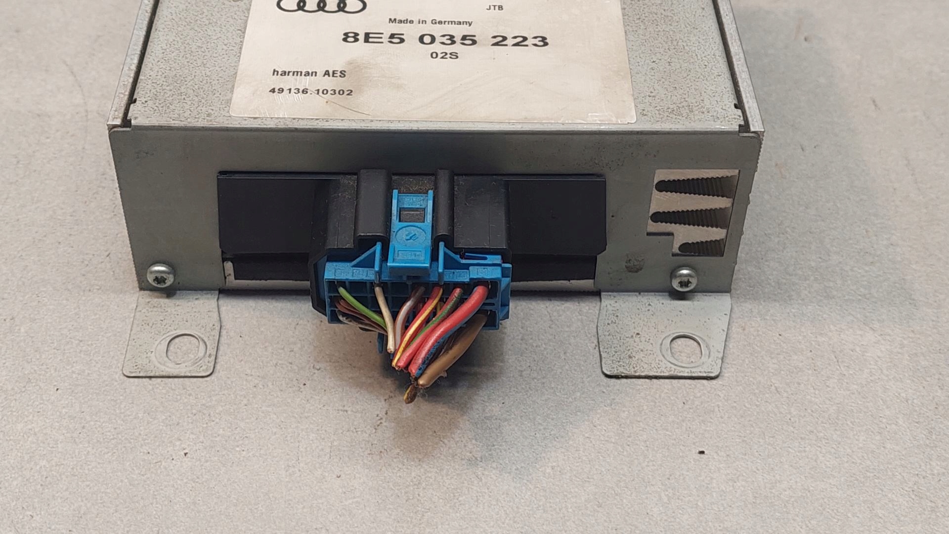 amplifier AUDI A4 B6 1.9 TDI 8E5035223