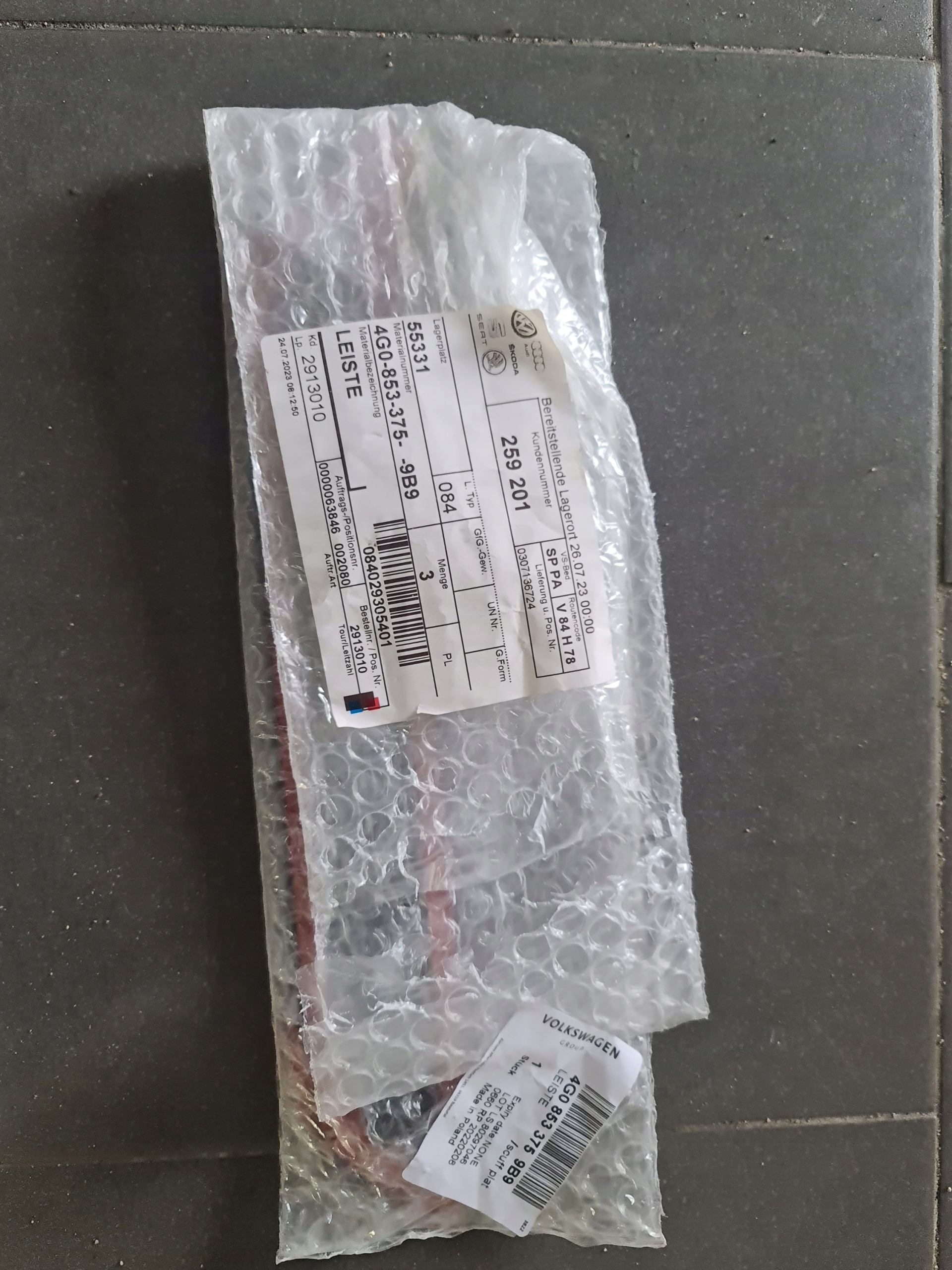 LISTWA LEWA TYŁ AUDI A6 C7 4G08533759B9 NOWA ORYGINAŁ