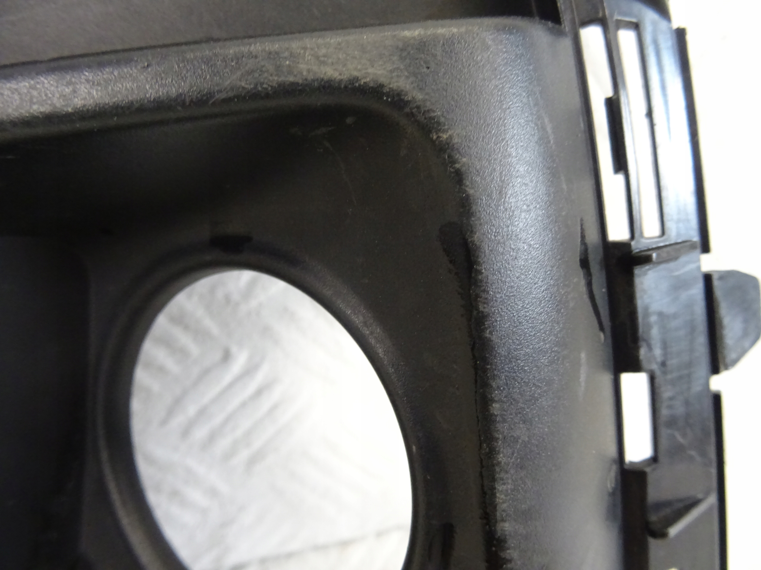grid of a bumper front front left AUDI Q5 II LIFT 80A807679AG